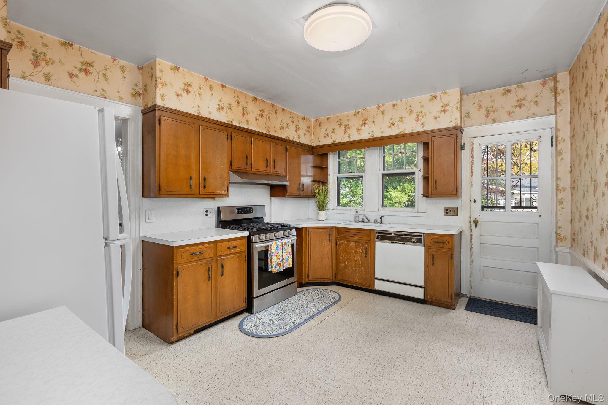 #14 photo, 311 Hayward Avenue, Fleetwood , NY 10552