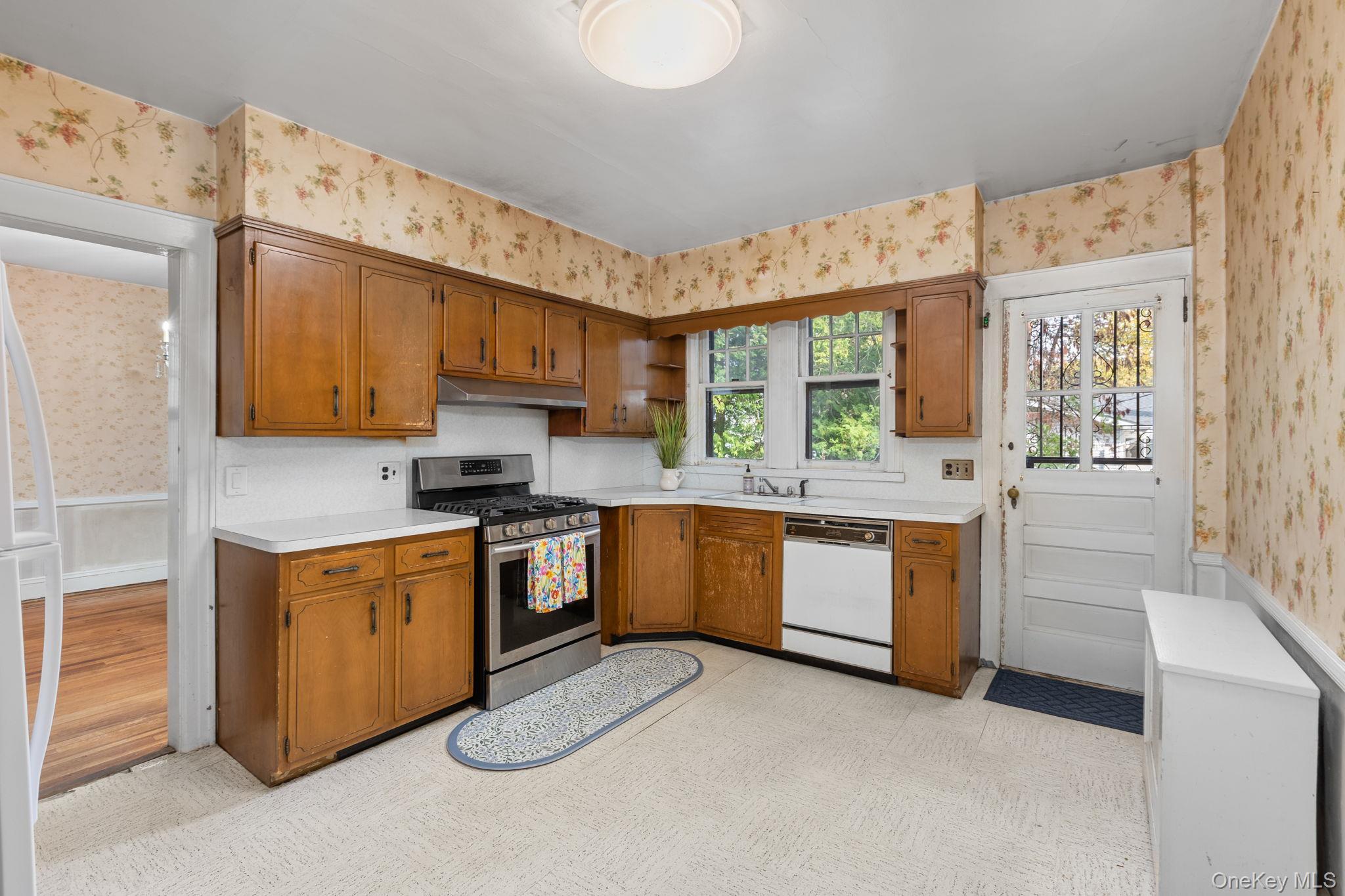 #17 photo, 311 Hayward Avenue, Fleetwood , NY 10552