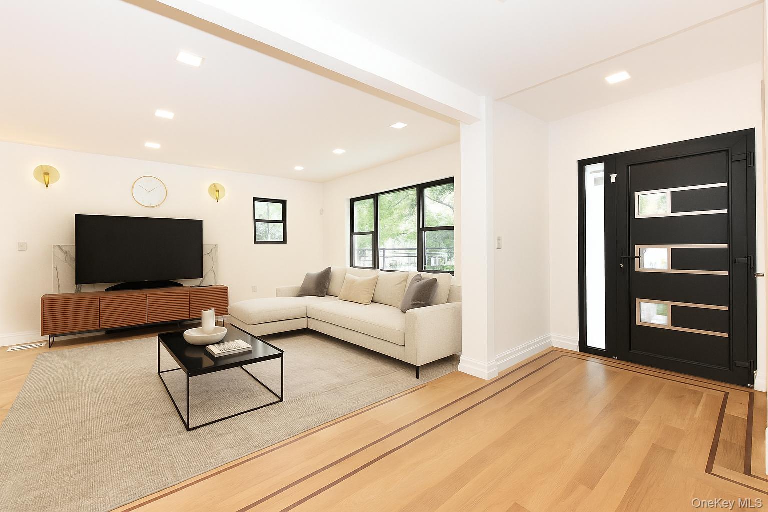 #10 photo, 19127 Foothill Avenue, クイーンズ区 Holliswood , NY 11423