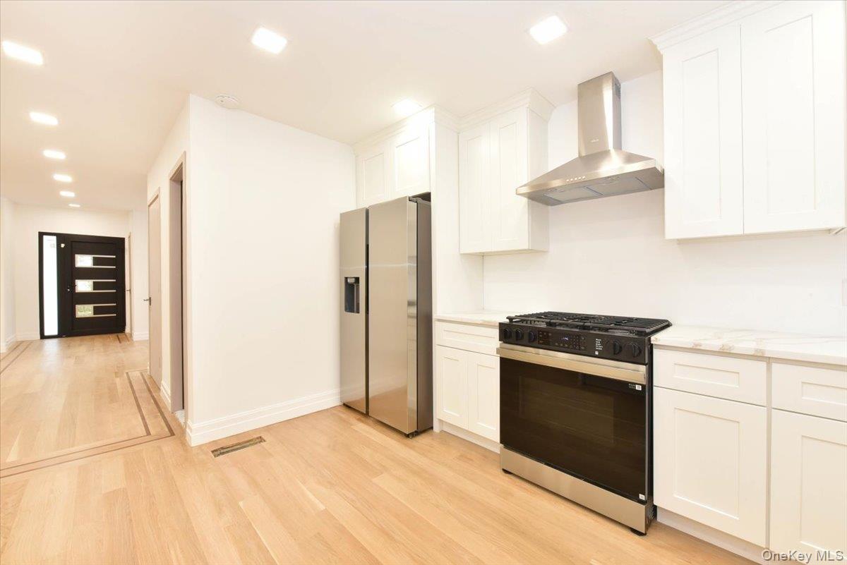 #16 photo, 19127 Foothill Avenue, クイーンズ区 Holliswood , NY 11423