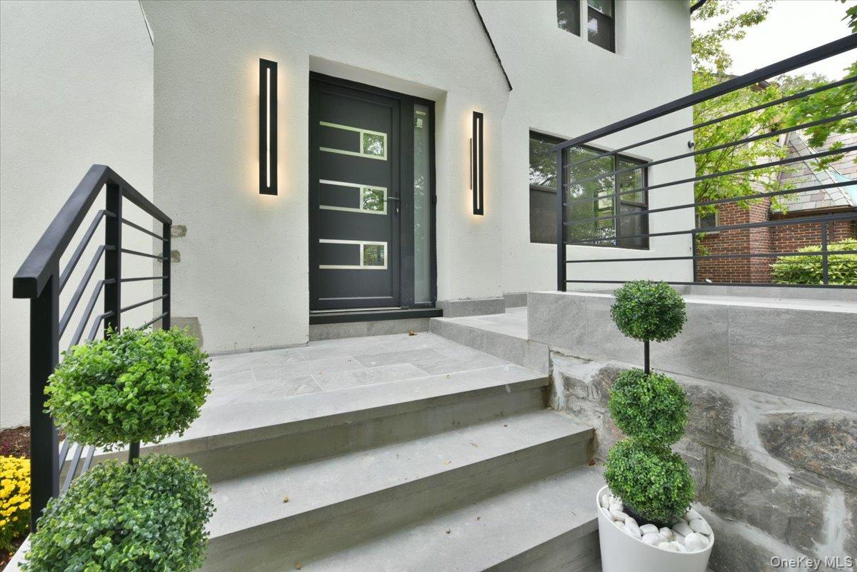 #3 photo, 19127 Foothill Avenue, クイーンズ区 Holliswood , NY 11423