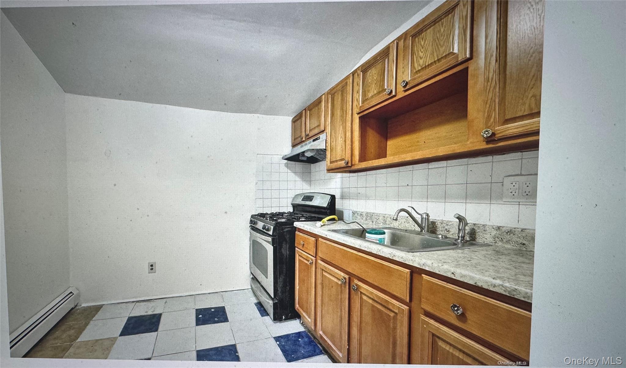 #2 photo, 187-15 Tioga Drive, Saint Albans , NY 11412