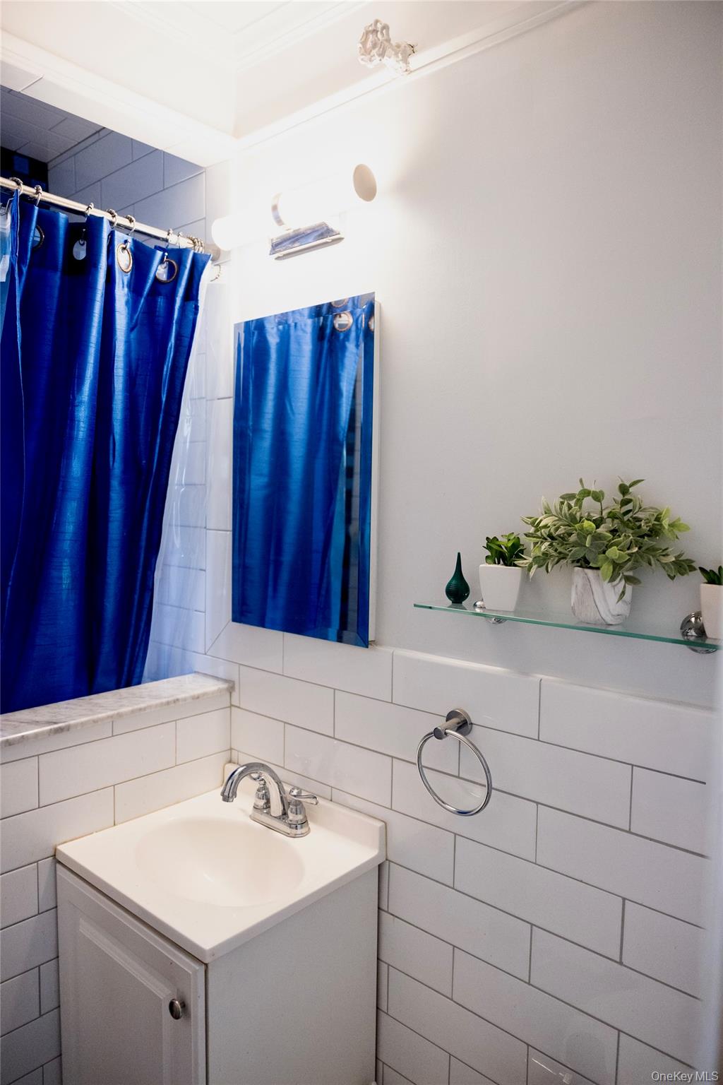 #7 photo, 3200 Netherland Avenue, Bronx , NY 10463