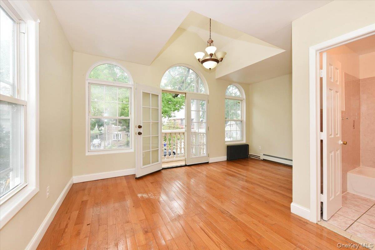 #16 photo, 8135 166th Street, Hillcrest (Queens) , NY 11432