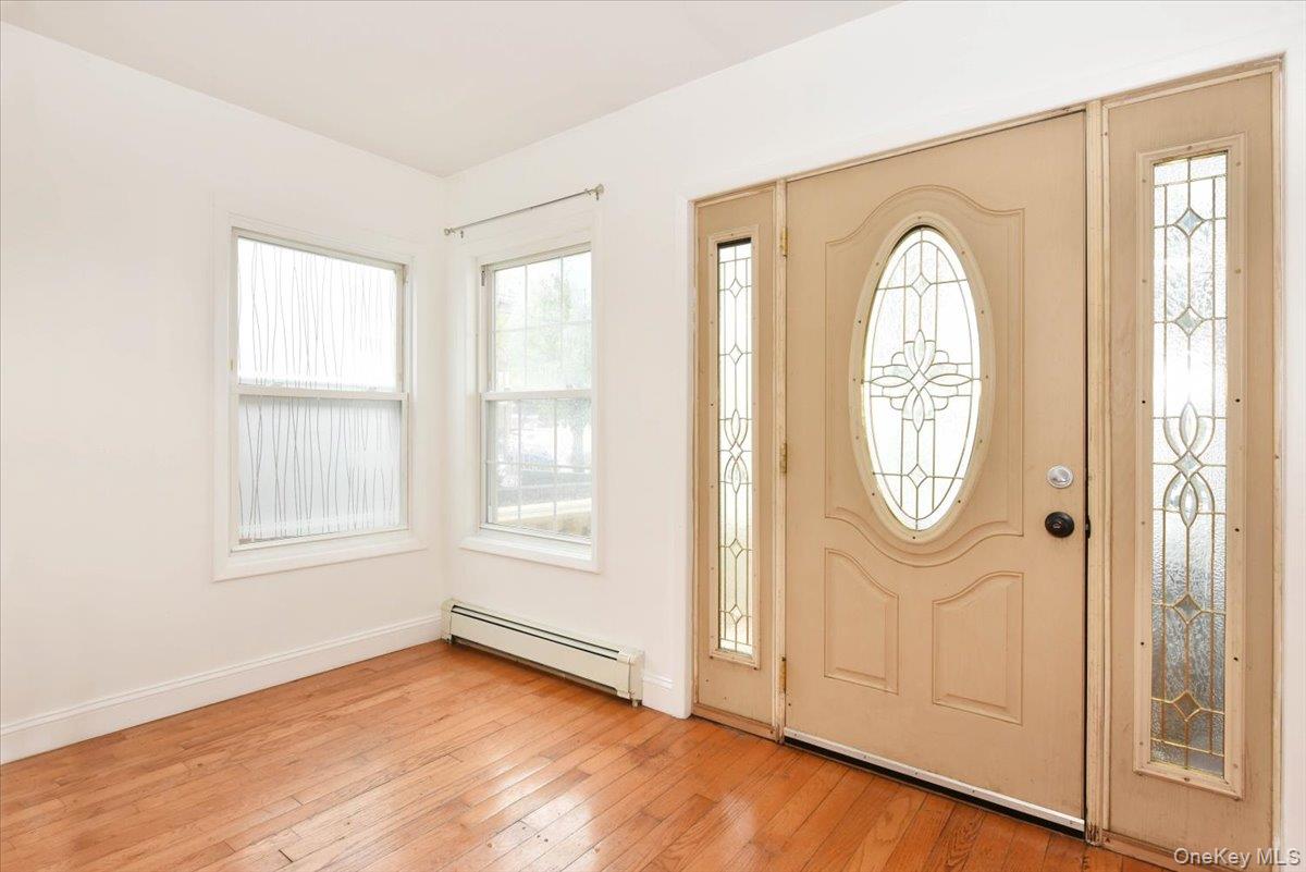 #5 photo, 8135 166th Street, Hillcrest (Queens) , NY 11432