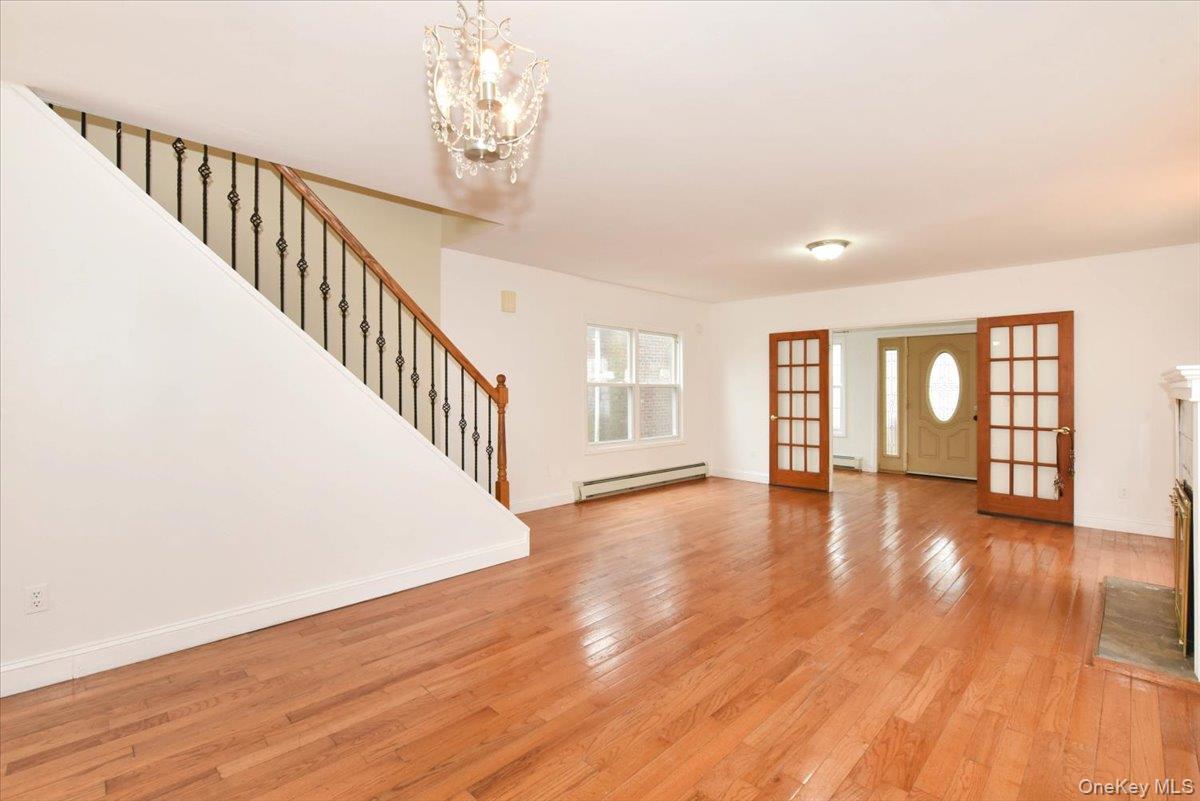 #7 photo, 8135 166th Street, Hillcrest (Queens) , NY 11432