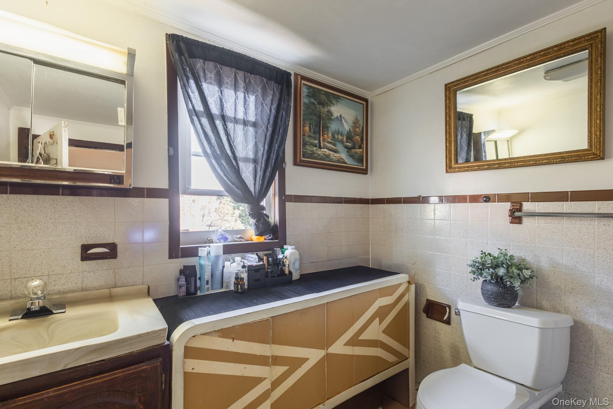 #11 photo, 135-01 232 Street, Laurelton , NY 11413