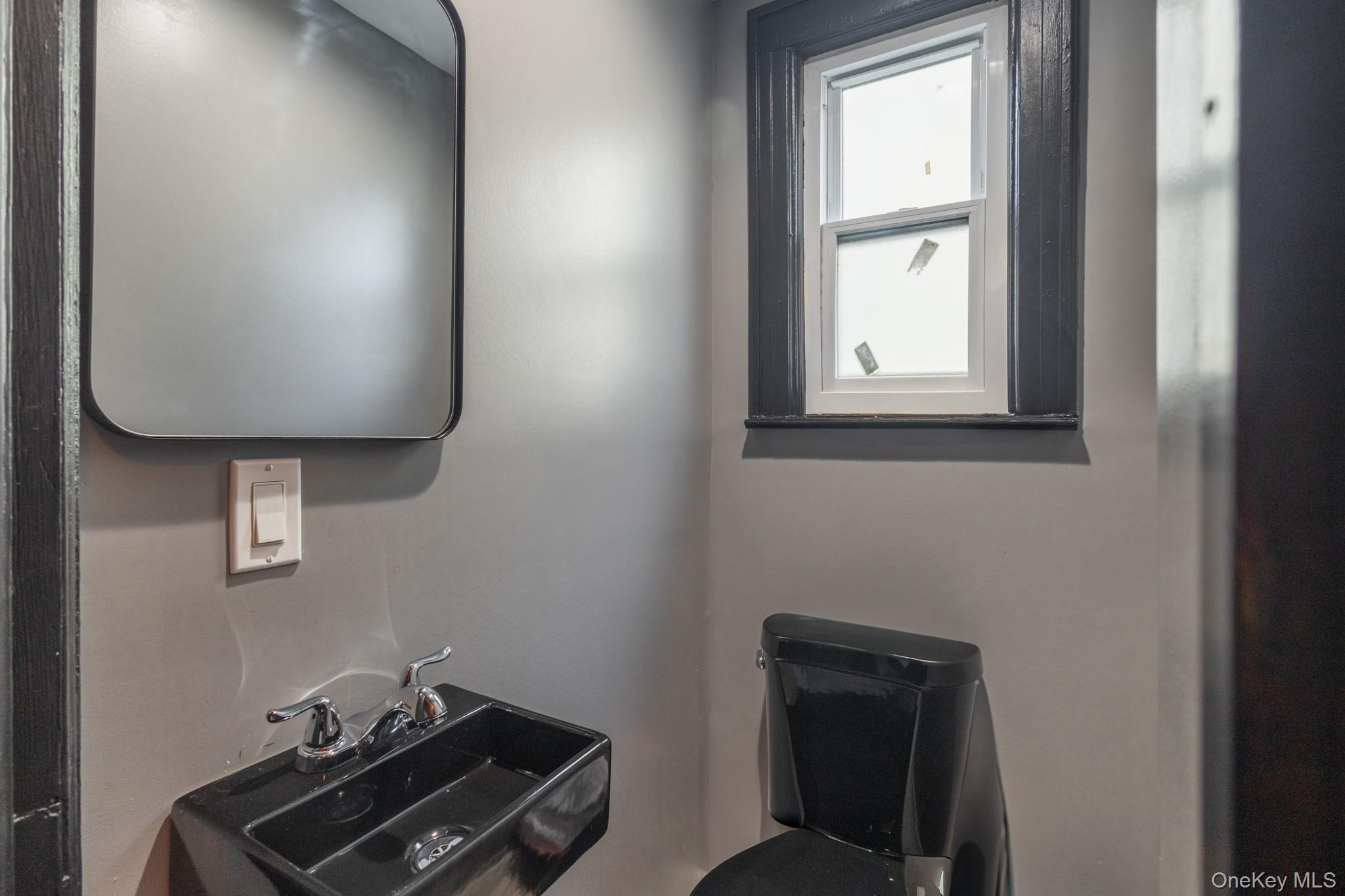 #13 photo, 135-01 232 Street, Laurelton , NY 11413