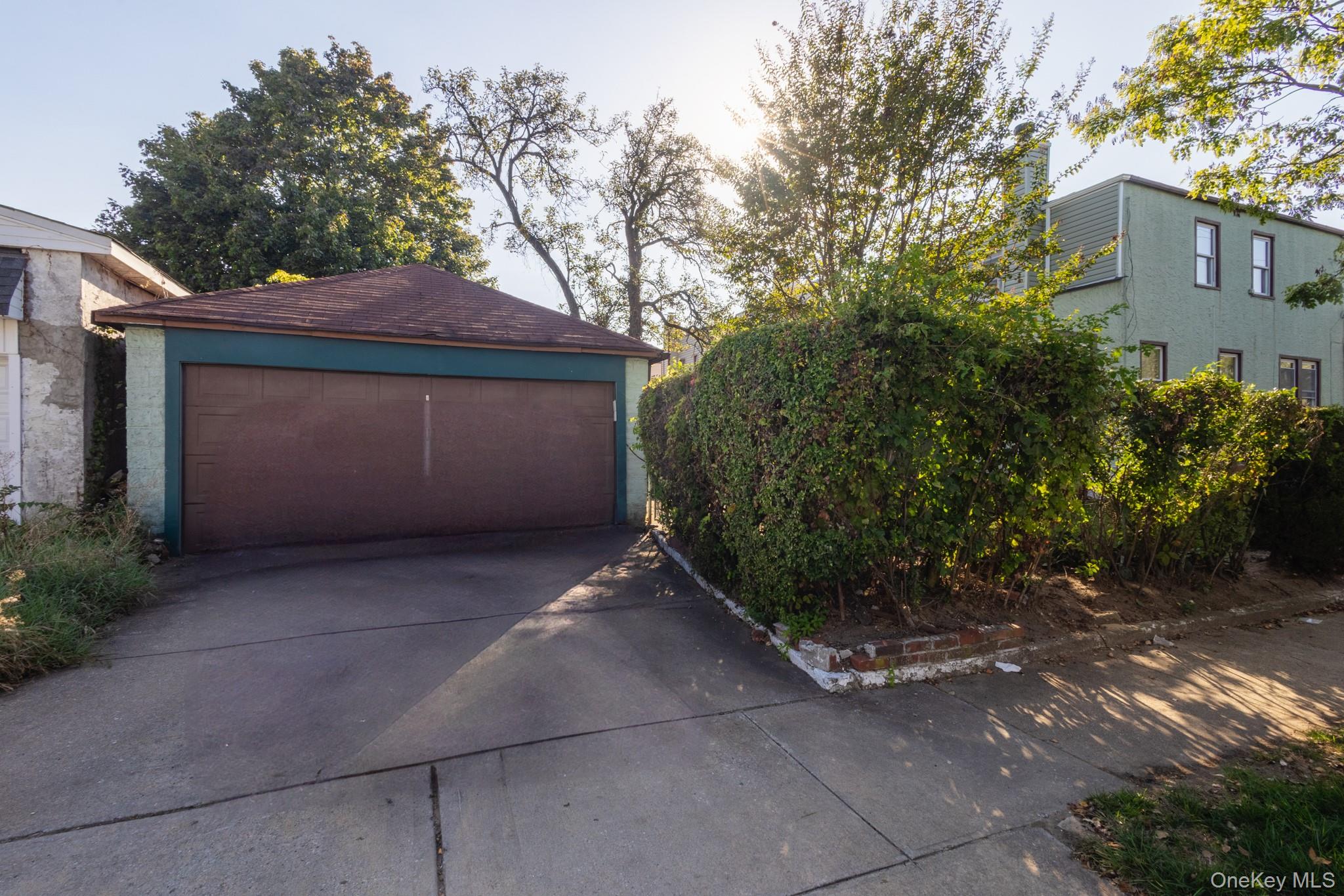 #4 photo, 135-01 232 Street, Laurelton , NY 11413