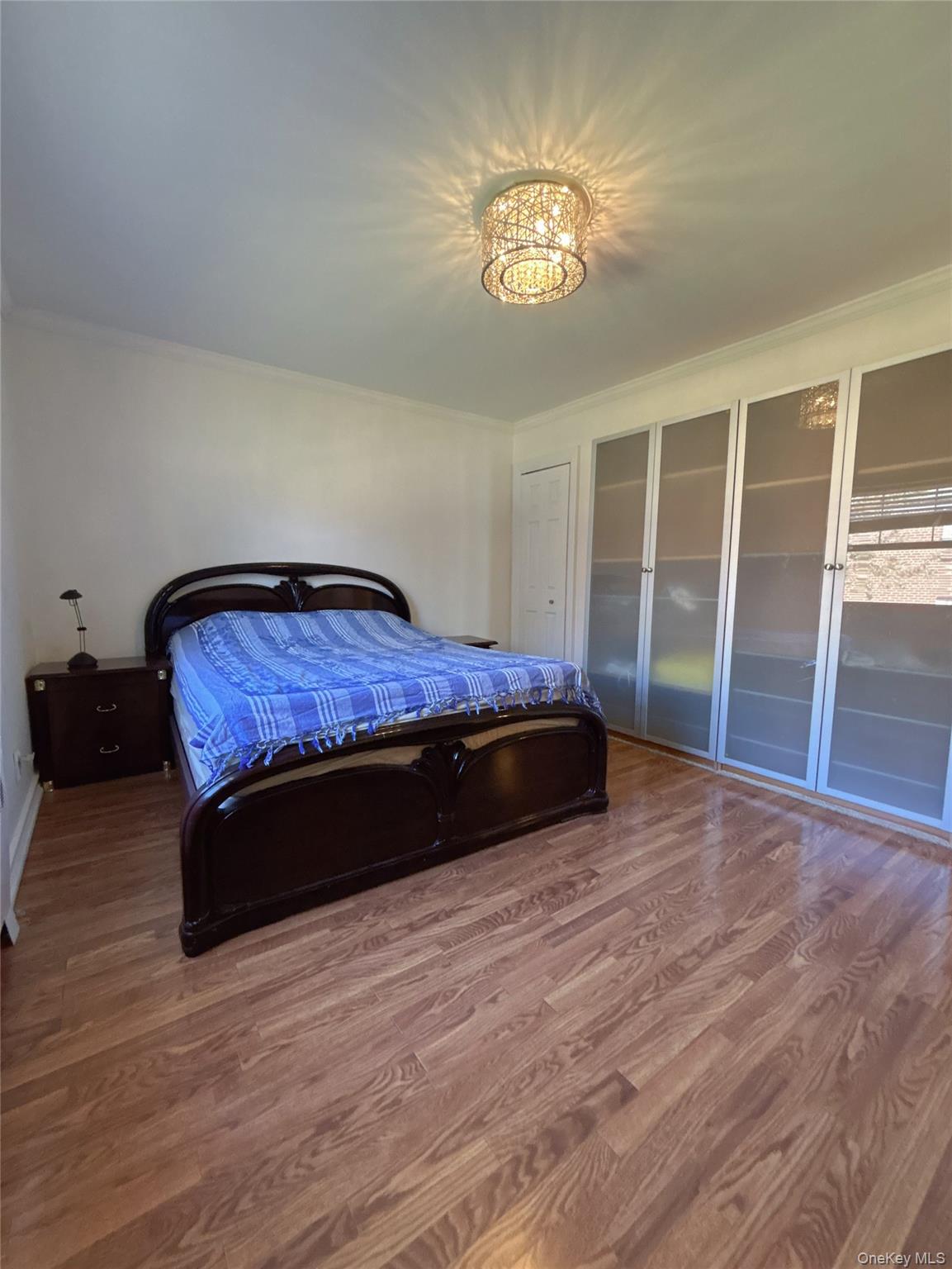 #8 photo, 255-10 61st Avenue, Little Neck , NY 11362