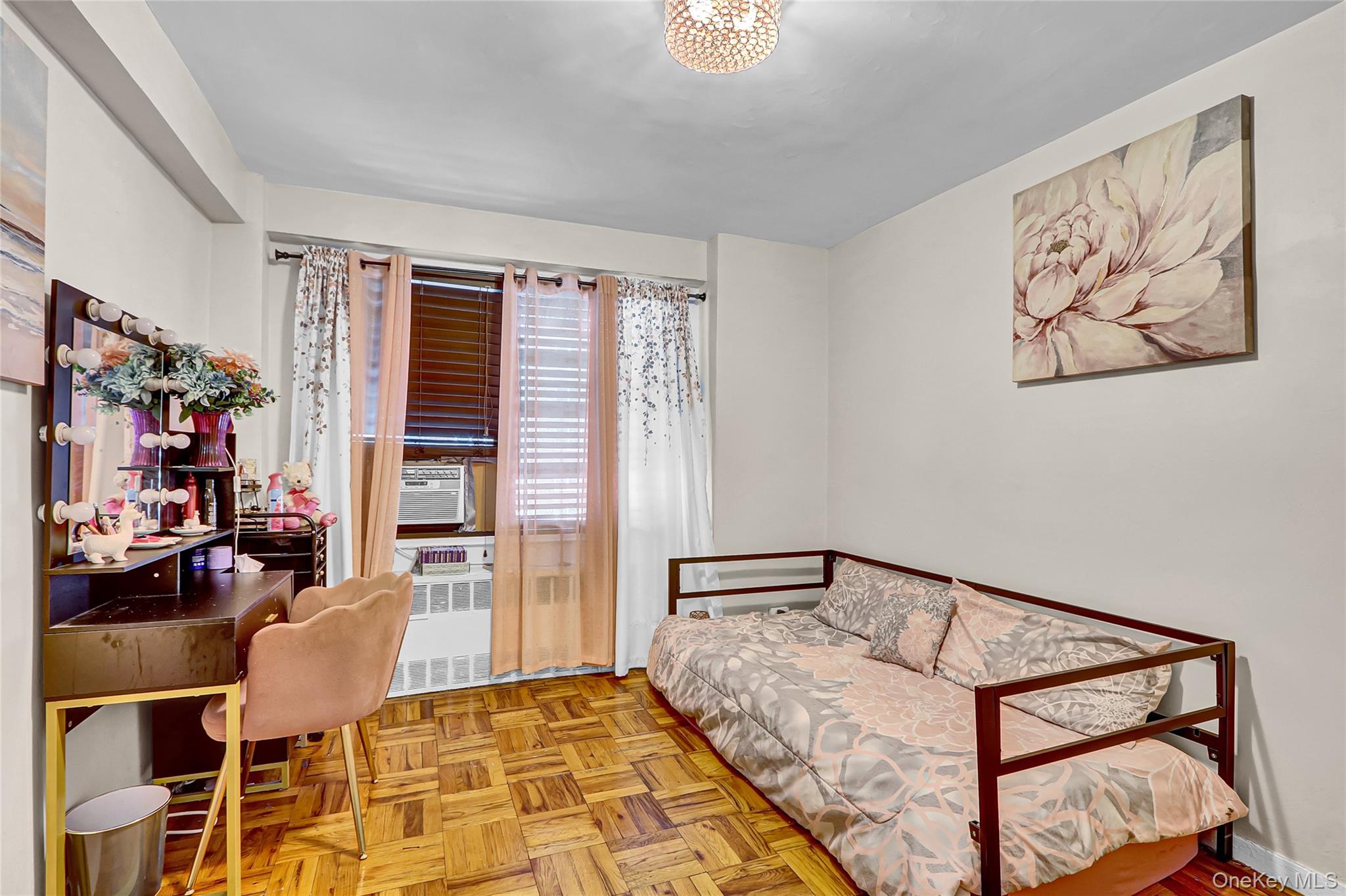 #12 photo, 123-40 83 Avenue, クイーンズ区 Kew Gardens , NY 11415