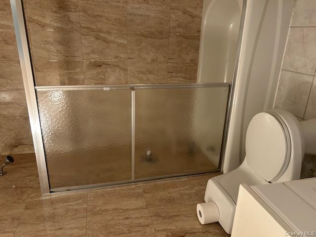 #7 photo, 3531 Shore, Seaford , NY 11783