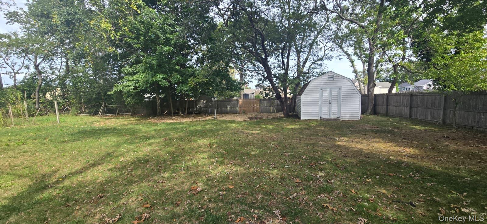 #16 photo, 51 Peconic Street, サフォーク郡 Selden , NY 11784