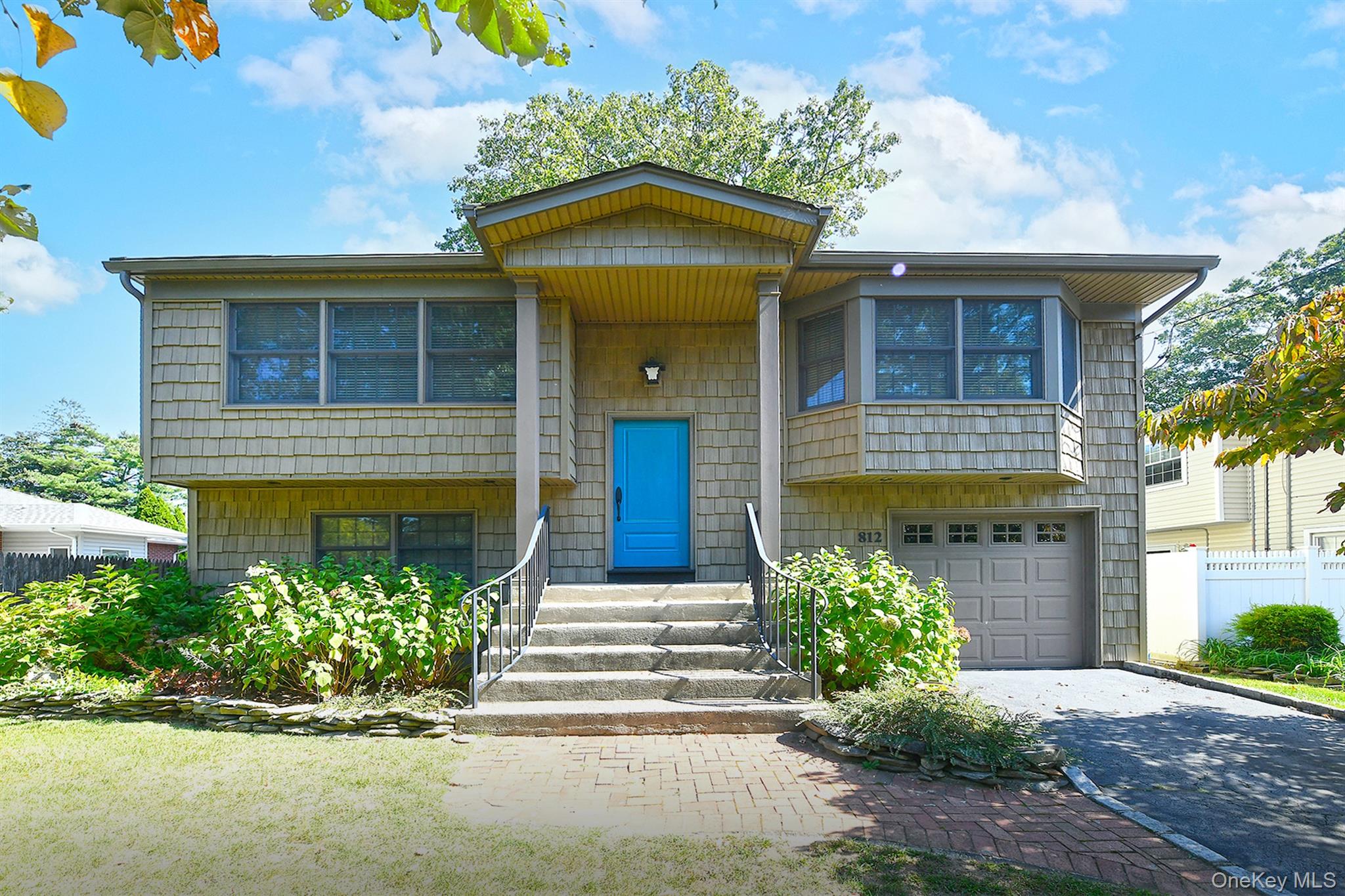 #1 photo, 812 3rd Street, East Northport , NY 11731