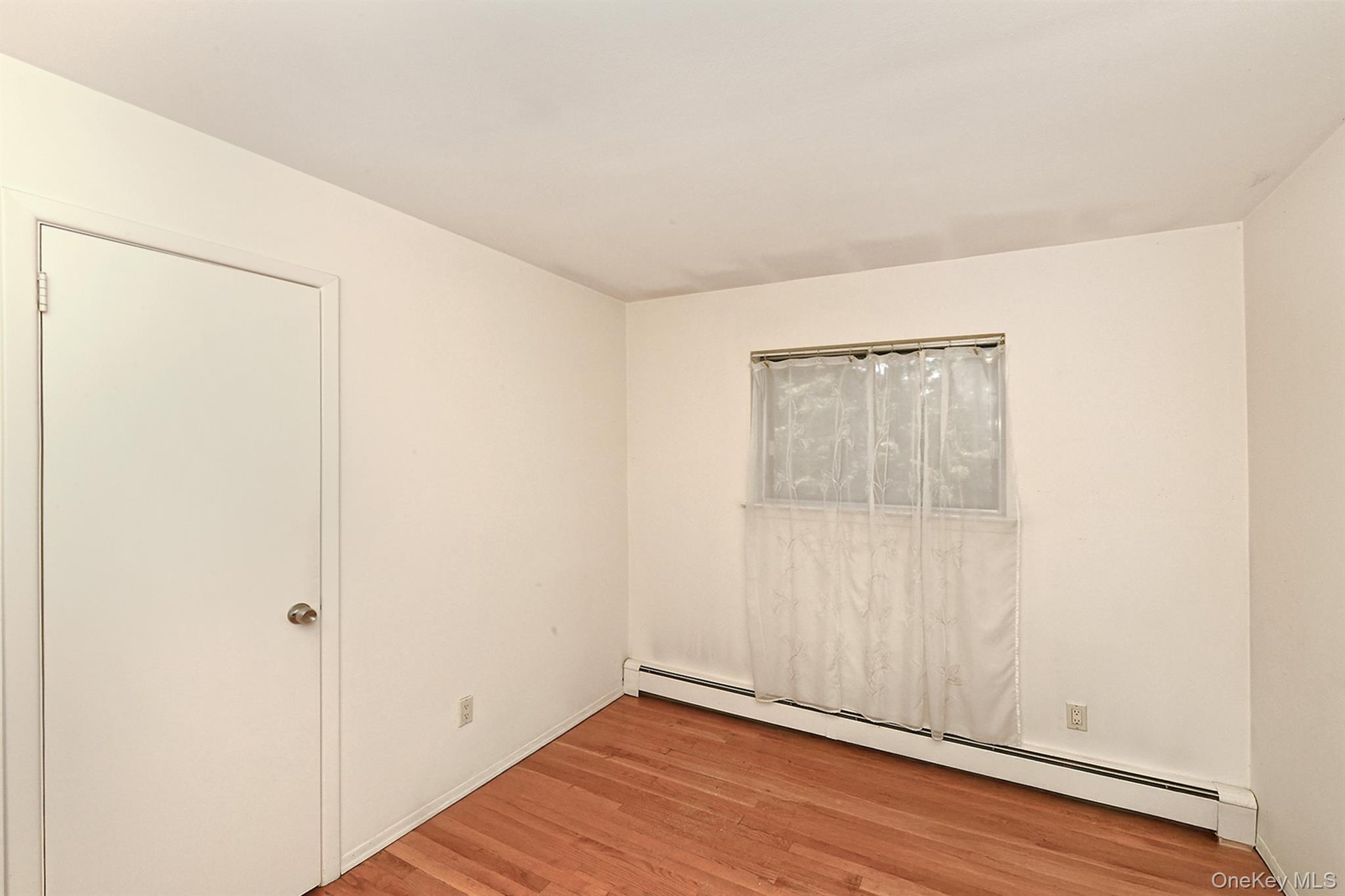 #11 photo, 812 3rd Street, East Northport , NY 11731