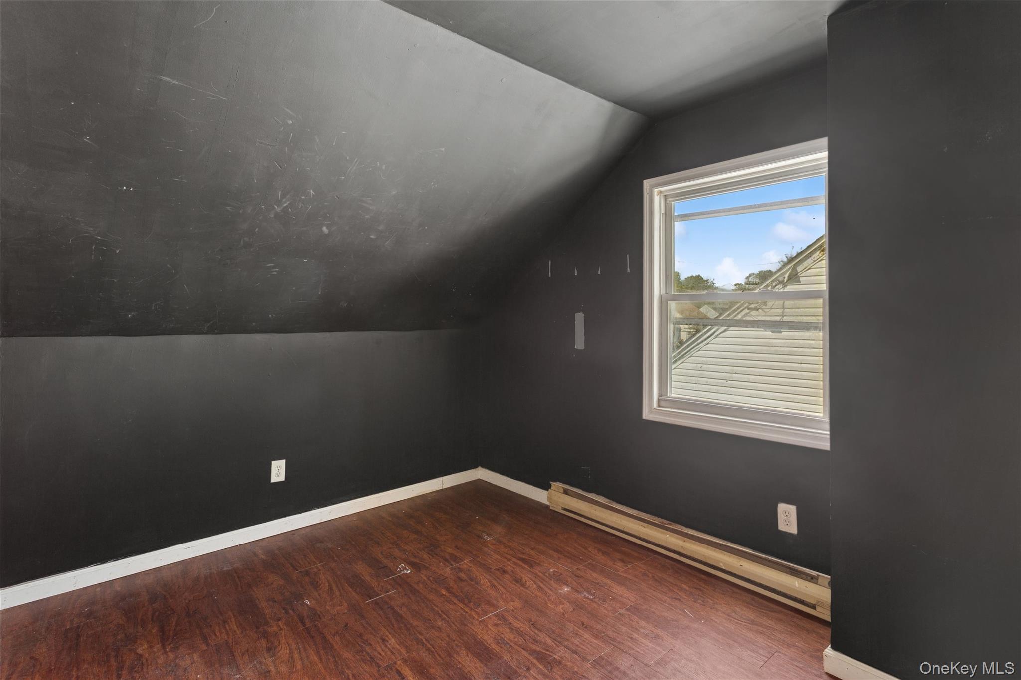 #14 photo, 335 Locust Avenue, ナッソー郡 Uniondale , NY 11553