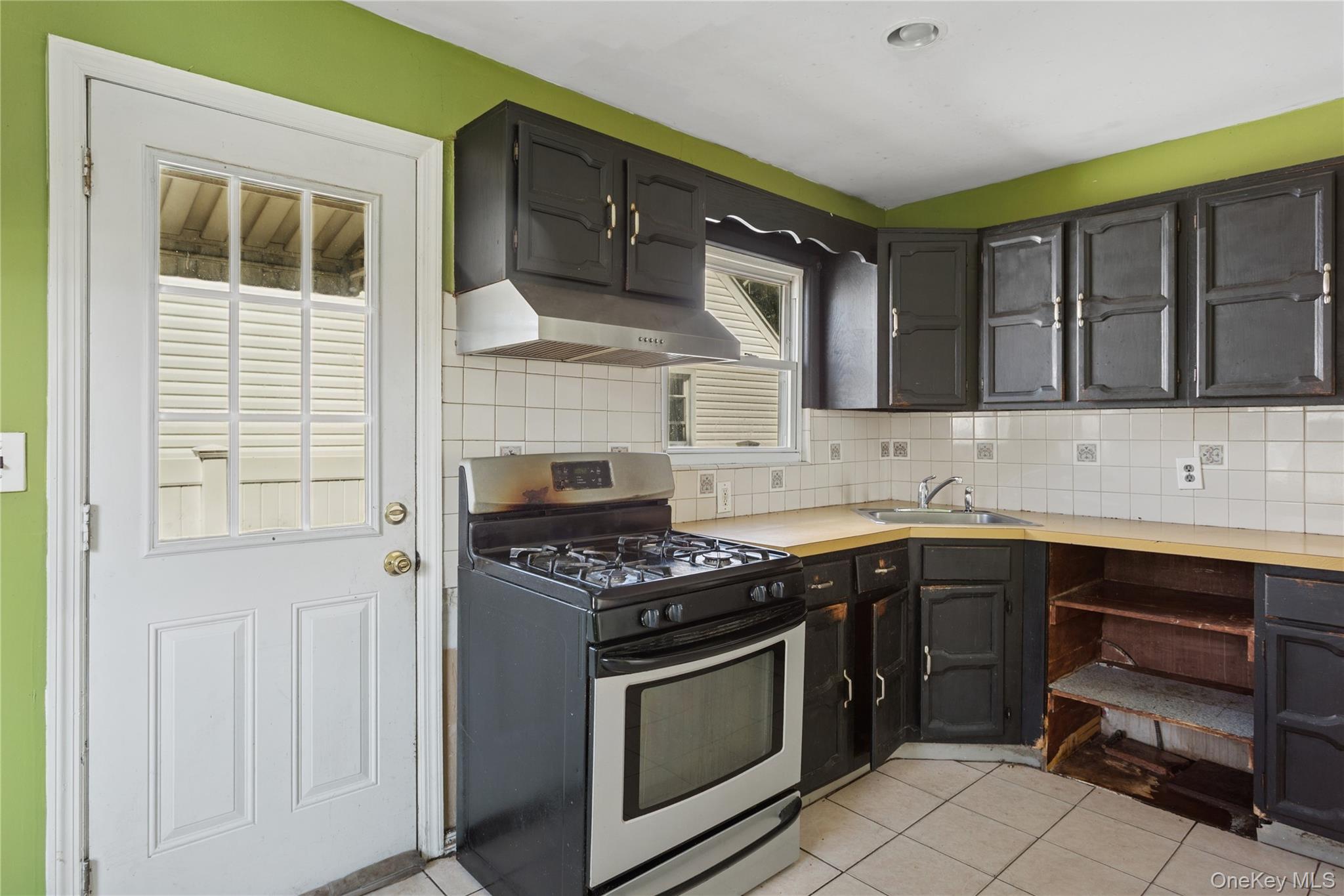 #8 photo, 335 Locust Avenue, ナッソー郡 Uniondale , NY 11553