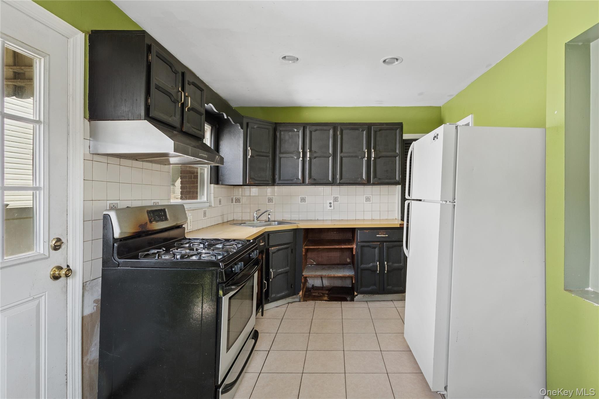 #9 photo, 335 Locust Avenue, ナッソー郡 Uniondale , NY 11553