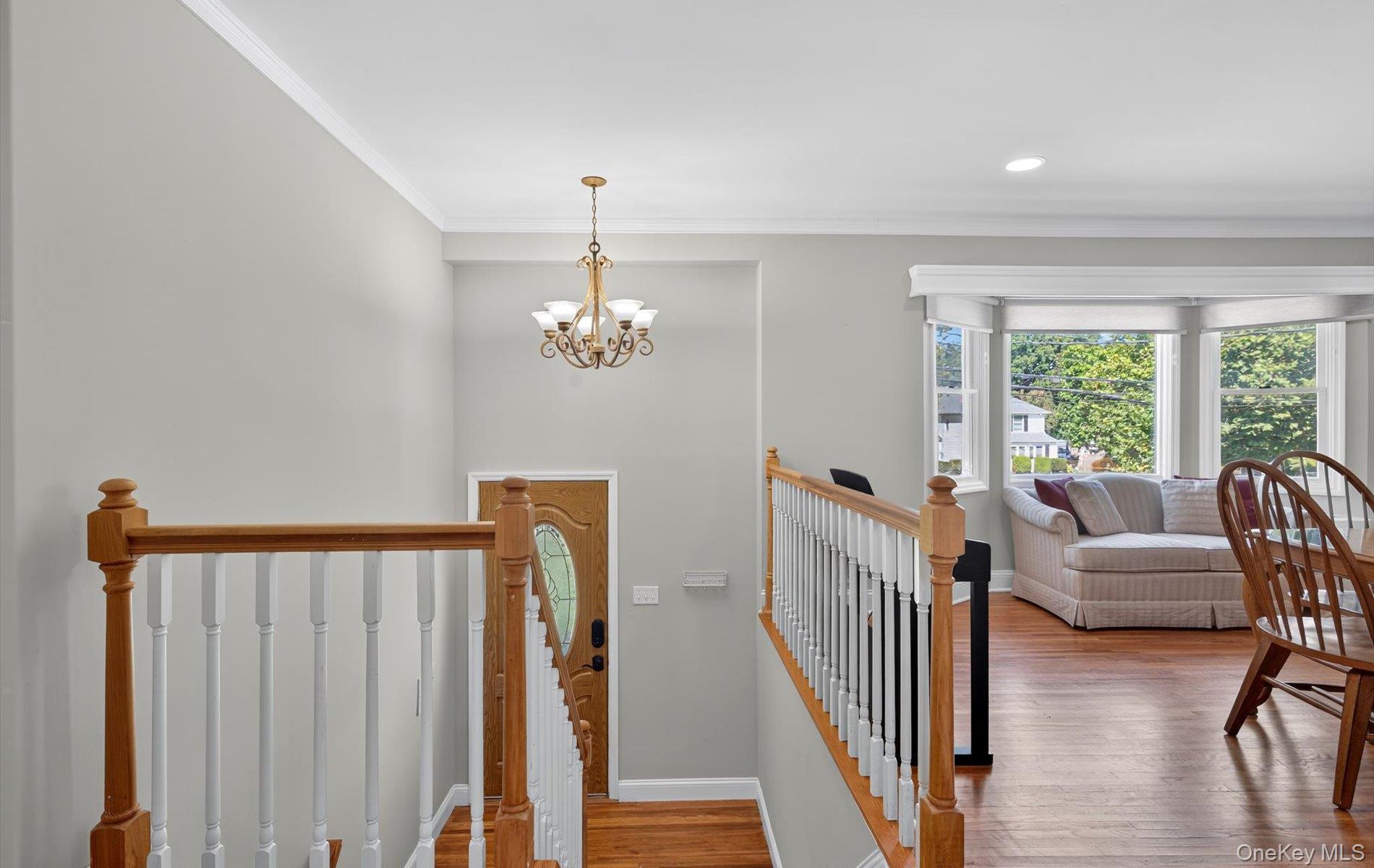 #6 photo, 376 Clay Pitts Road, East Northport , NY 11731