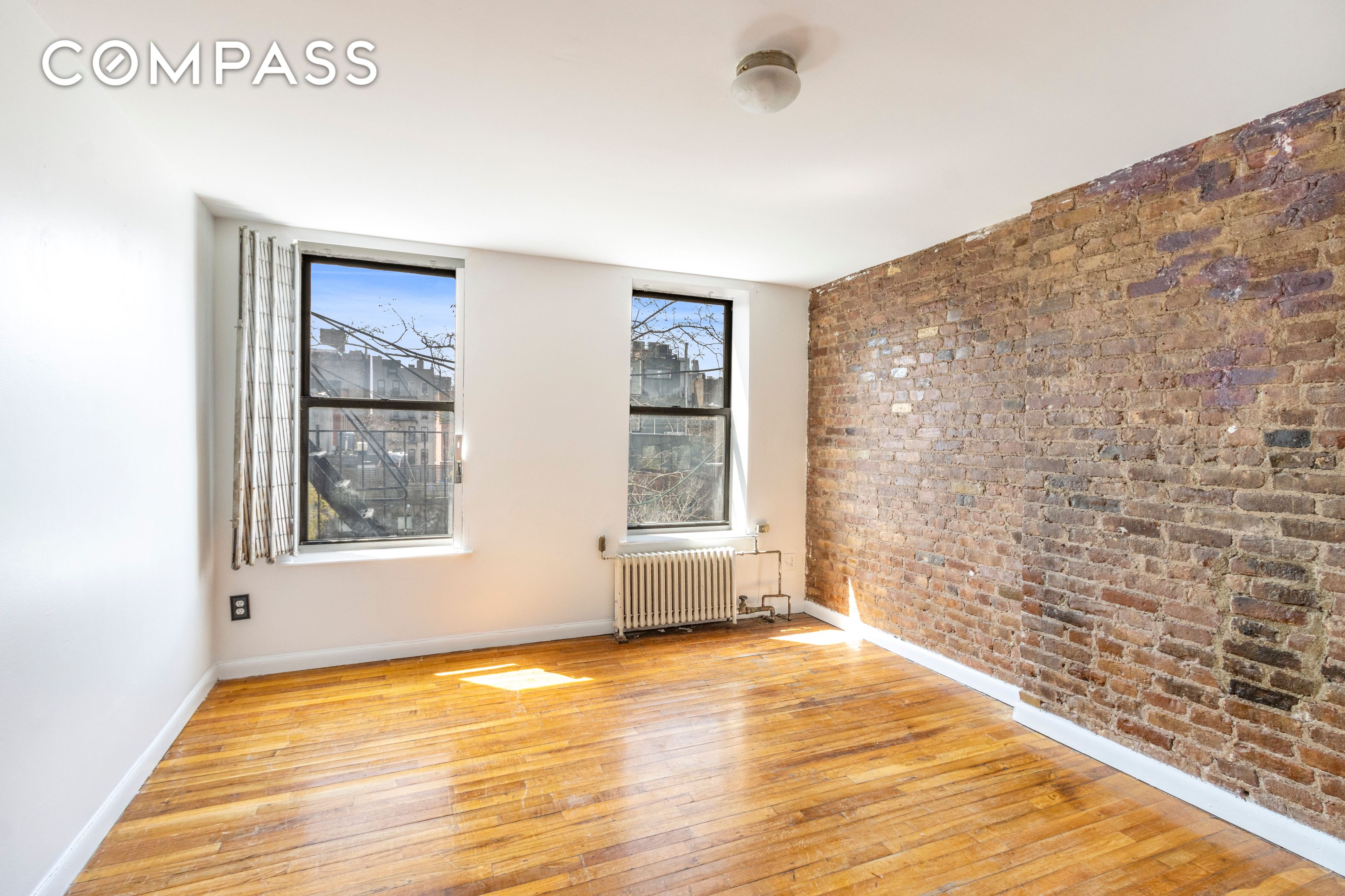 #4 photo, 88 E 3rd Street, East Village , NY 10003