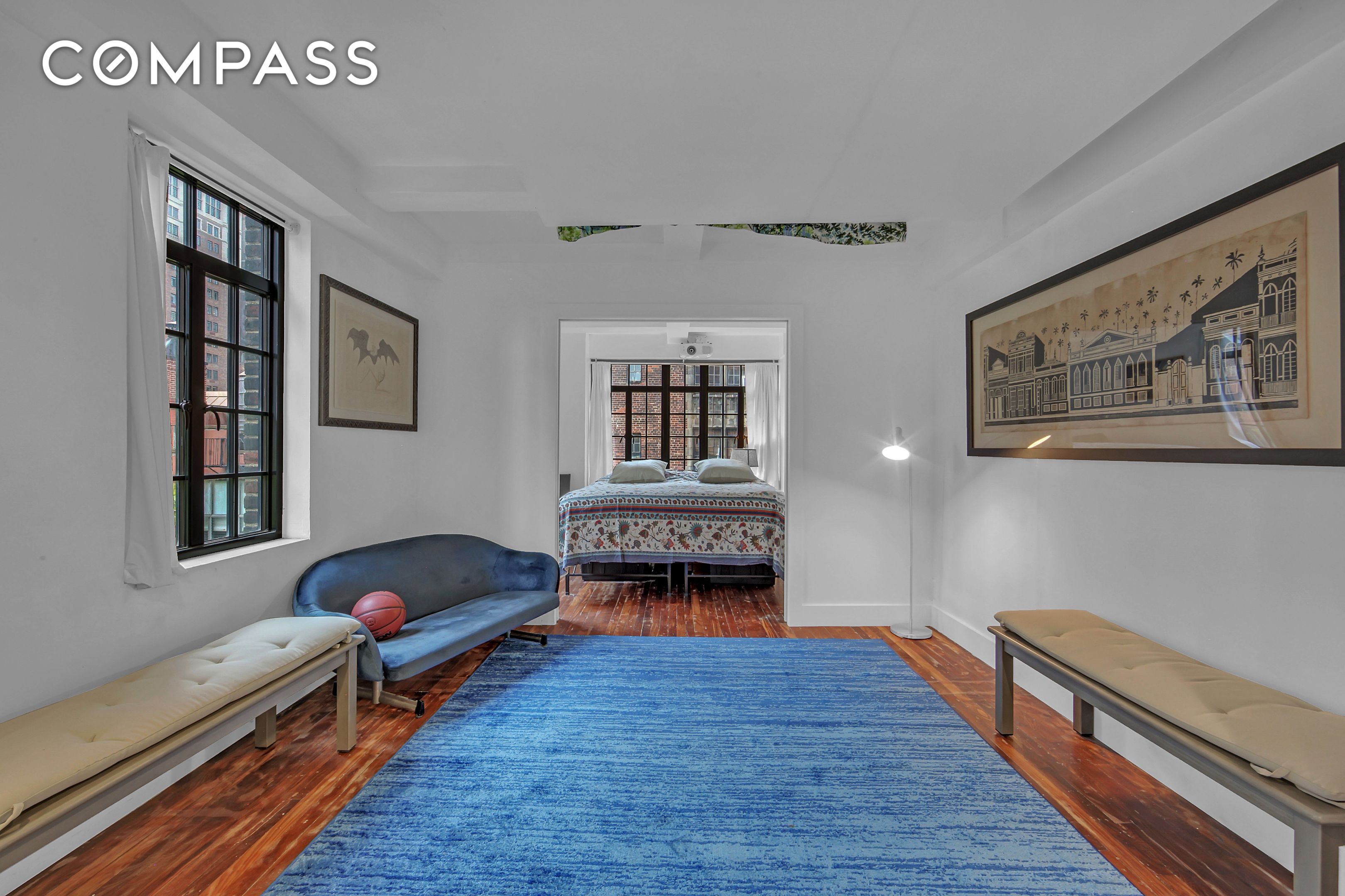 #3 photo, 320 E 42nd Street, マンハッタン Murray Hill , NY 10017