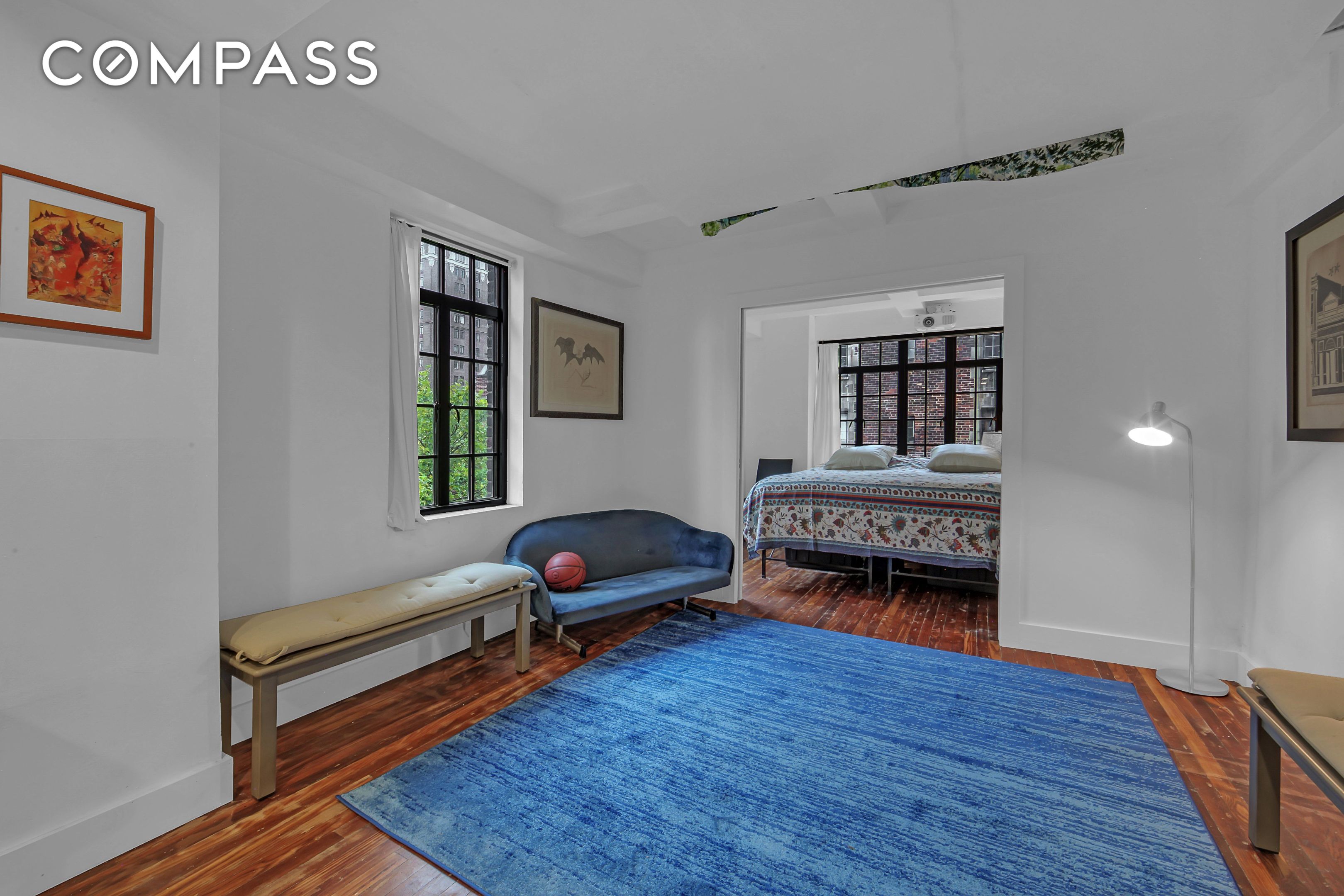 #6 photo, 320 E 42nd Street, マンハッタン Murray Hill , NY 10017