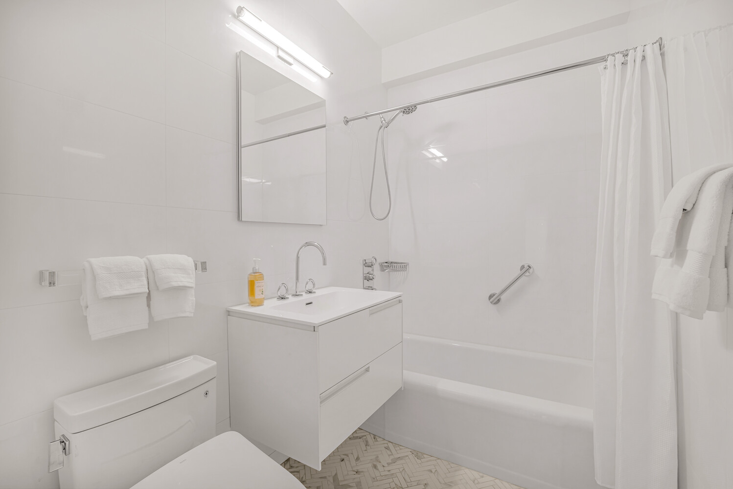 #15 photo, 910 5TH Avenue, Lenox Hill , NY 10021