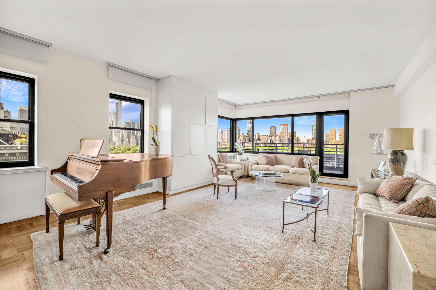 #5 photo, 910 5TH Avenue, Lenox Hill , NY 10021