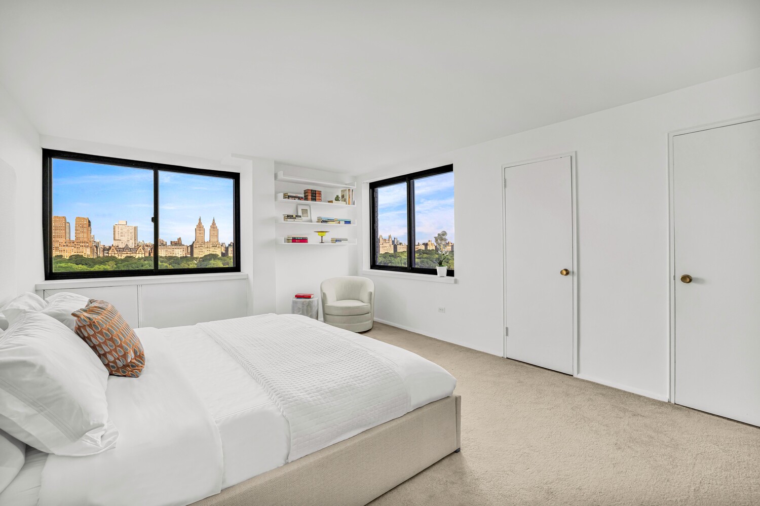 #8 photo, 910 5TH Avenue, Lenox Hill , NY 10021