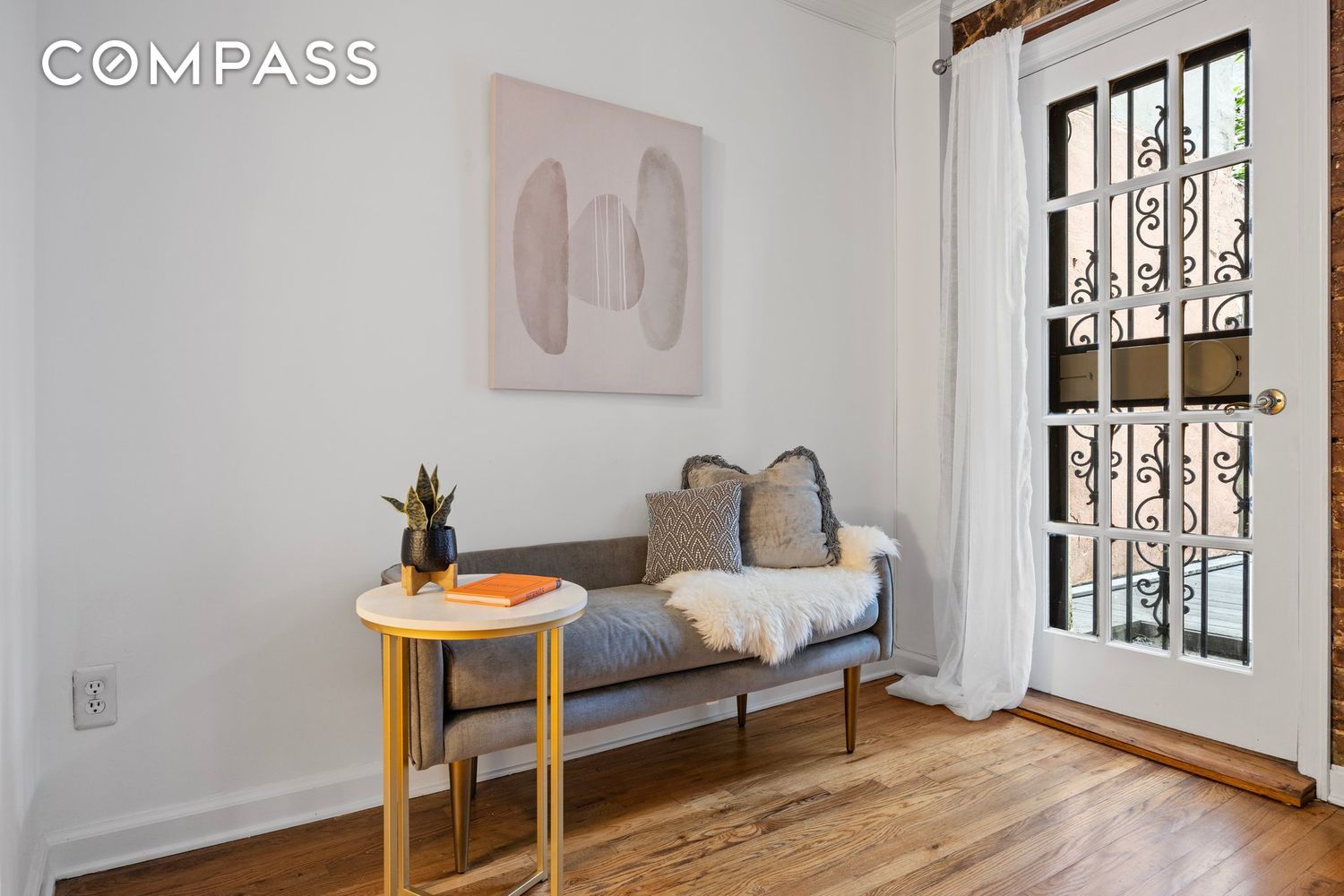 #11 photo, 261 W 71st Street, Upper West Side , NY 10023