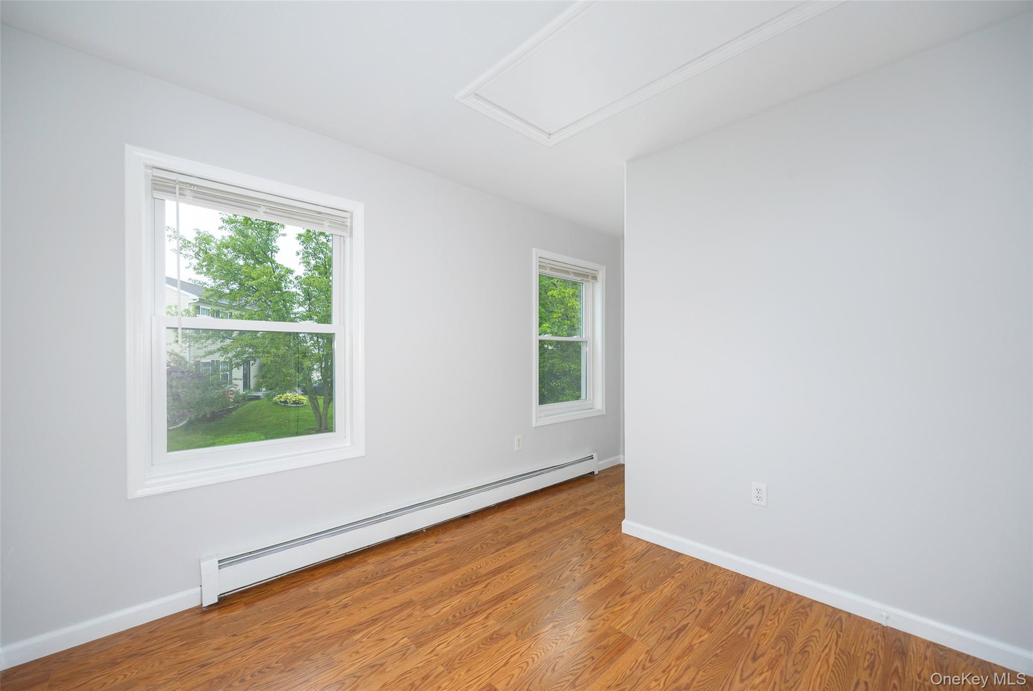 #14 photo, 15 Pond Street, Poughkeepsie , NY 12603