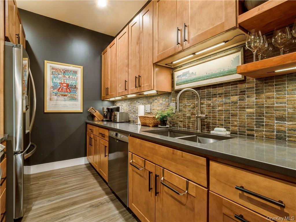 #12 photo, 30 Beekman Street, Beacon , NY 12508