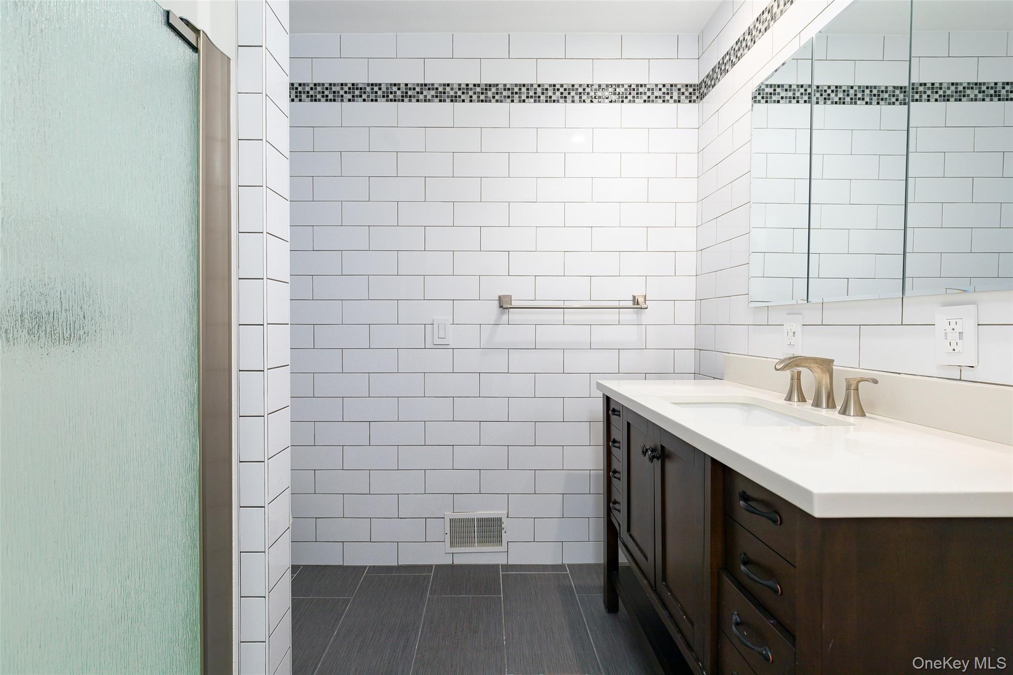 #19 photo, 7 Ferris Lane, Poughkeepsie , NY 12601