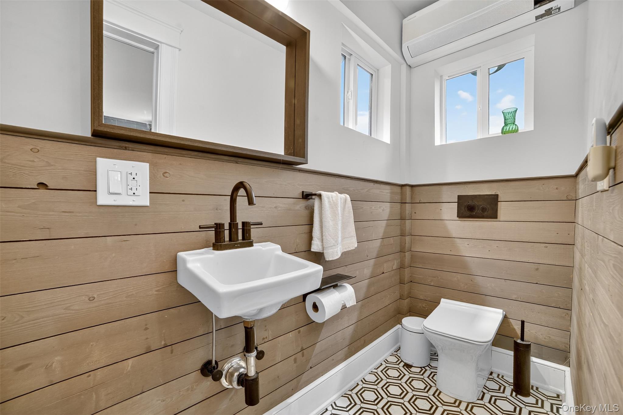 #19 photo, 146 Beechwood Avenue, Mount Vernon , NY 10553