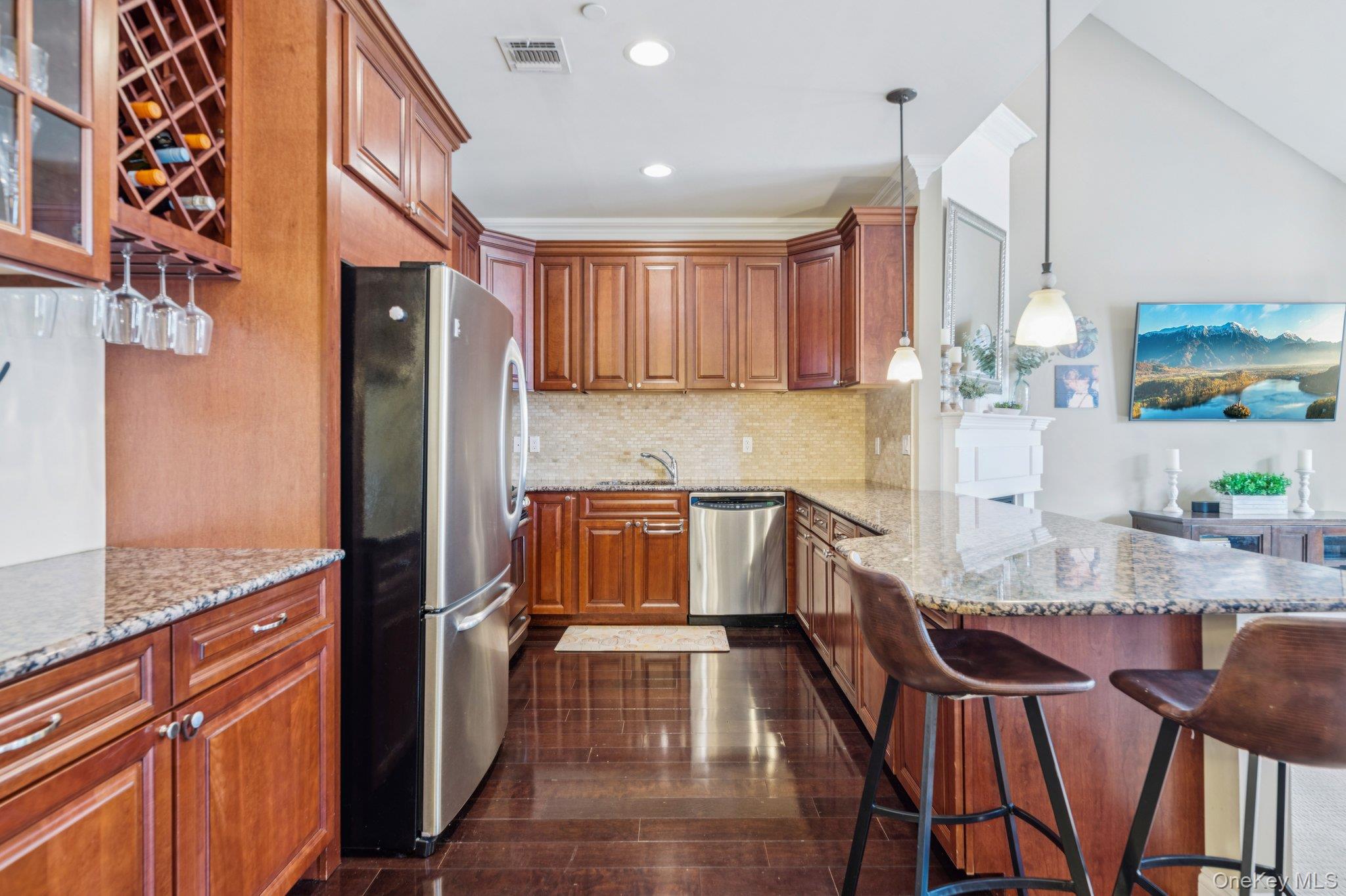 #11 photo, 808 Emily Drive, サフォーク郡 Patchogue , NY 11772