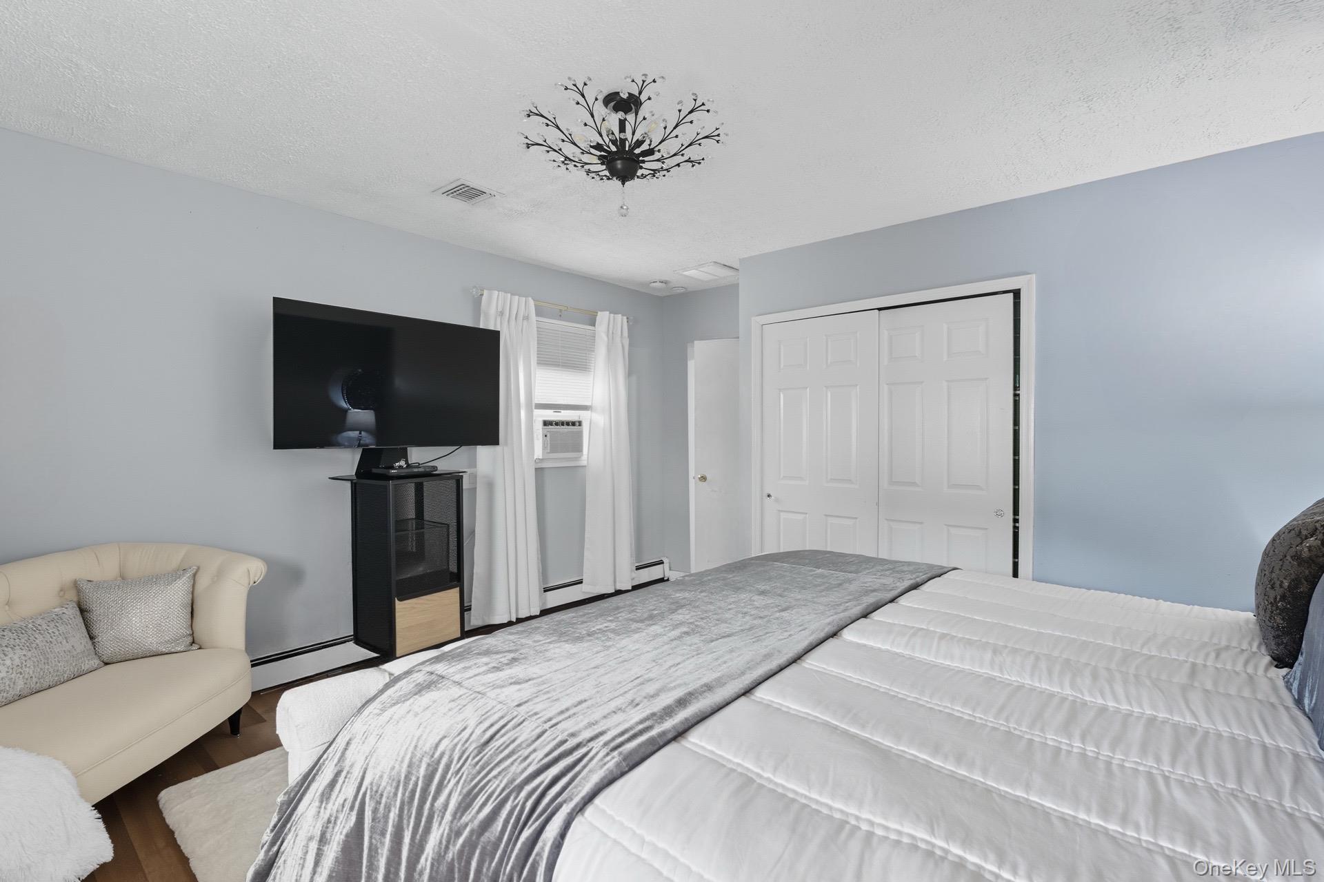 #14 photo, 70 Trafalgar Drive, מחוז סאפוק Shirley , NY 11967