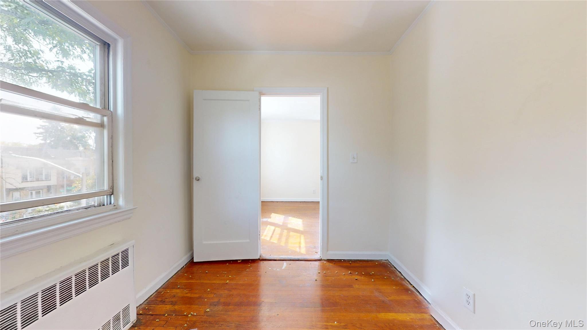 #19 photo, 124-01 Hillside Avenue, Kew Gardens , NY 11415