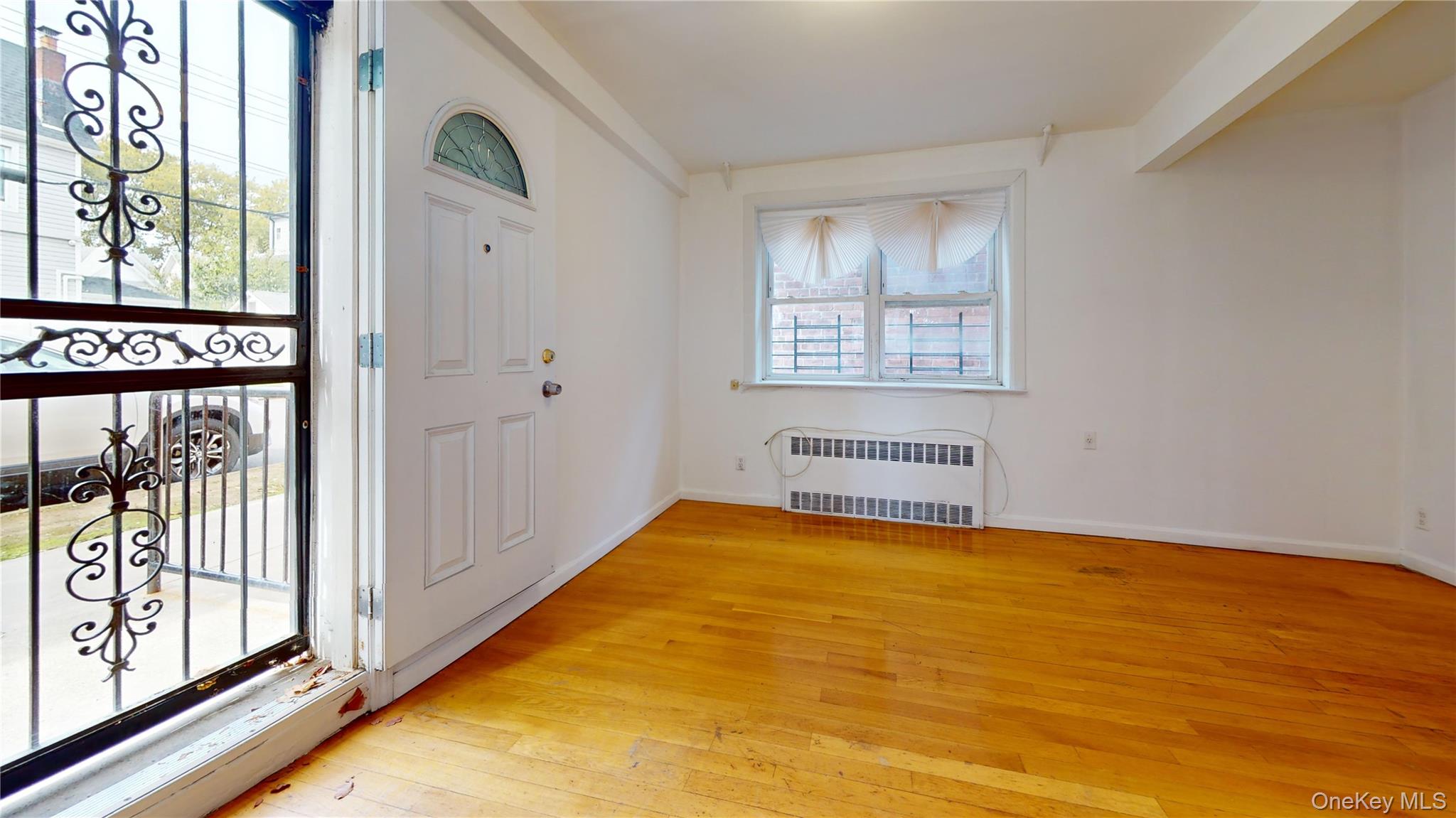 #3 photo, 124-01 Hillside Avenue, Kew Gardens , NY 11415