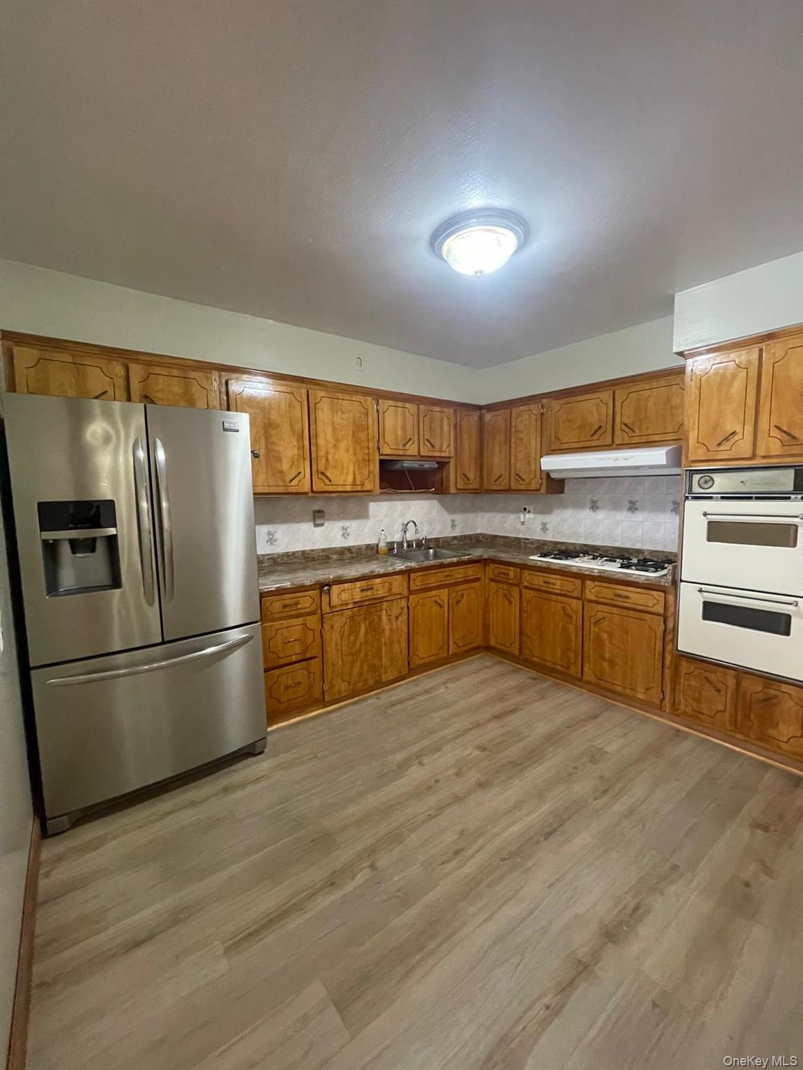 #7 photo, 11021 55th Avenue, Corona , NY 11368