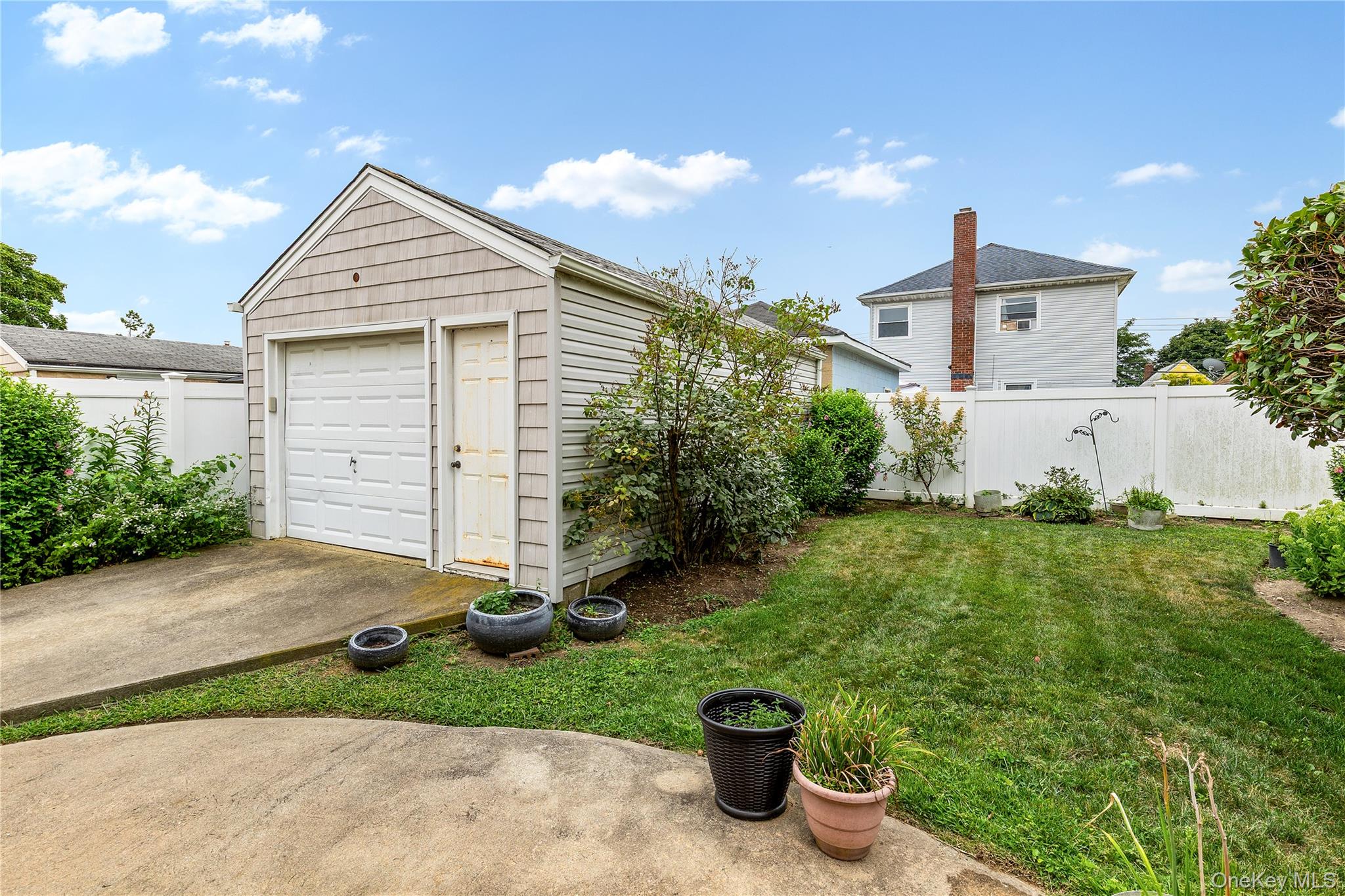 #13 photo, 24112 148th Avenue, Rosedale , NY 11422