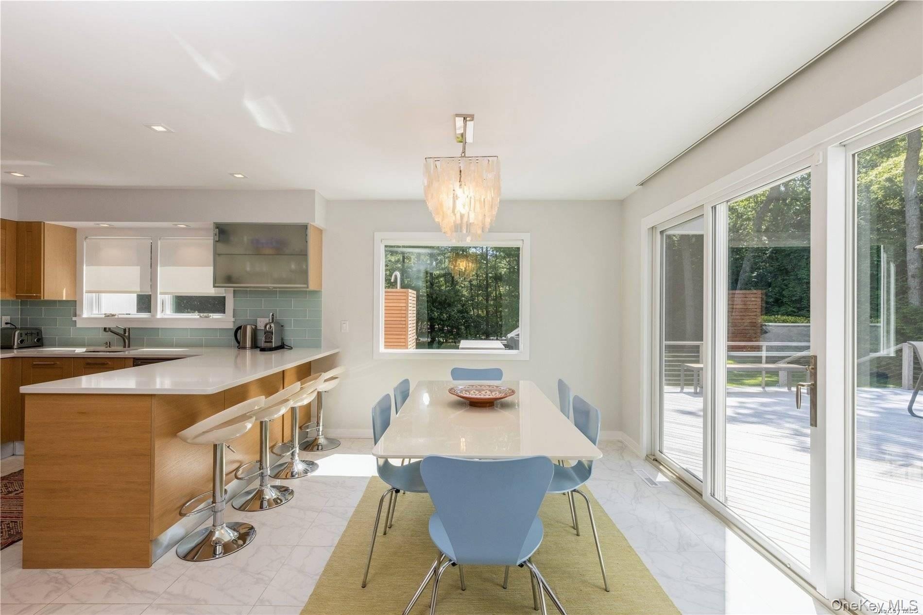 #13 photo, 19 Woodland Way, Quogue , NY 11959