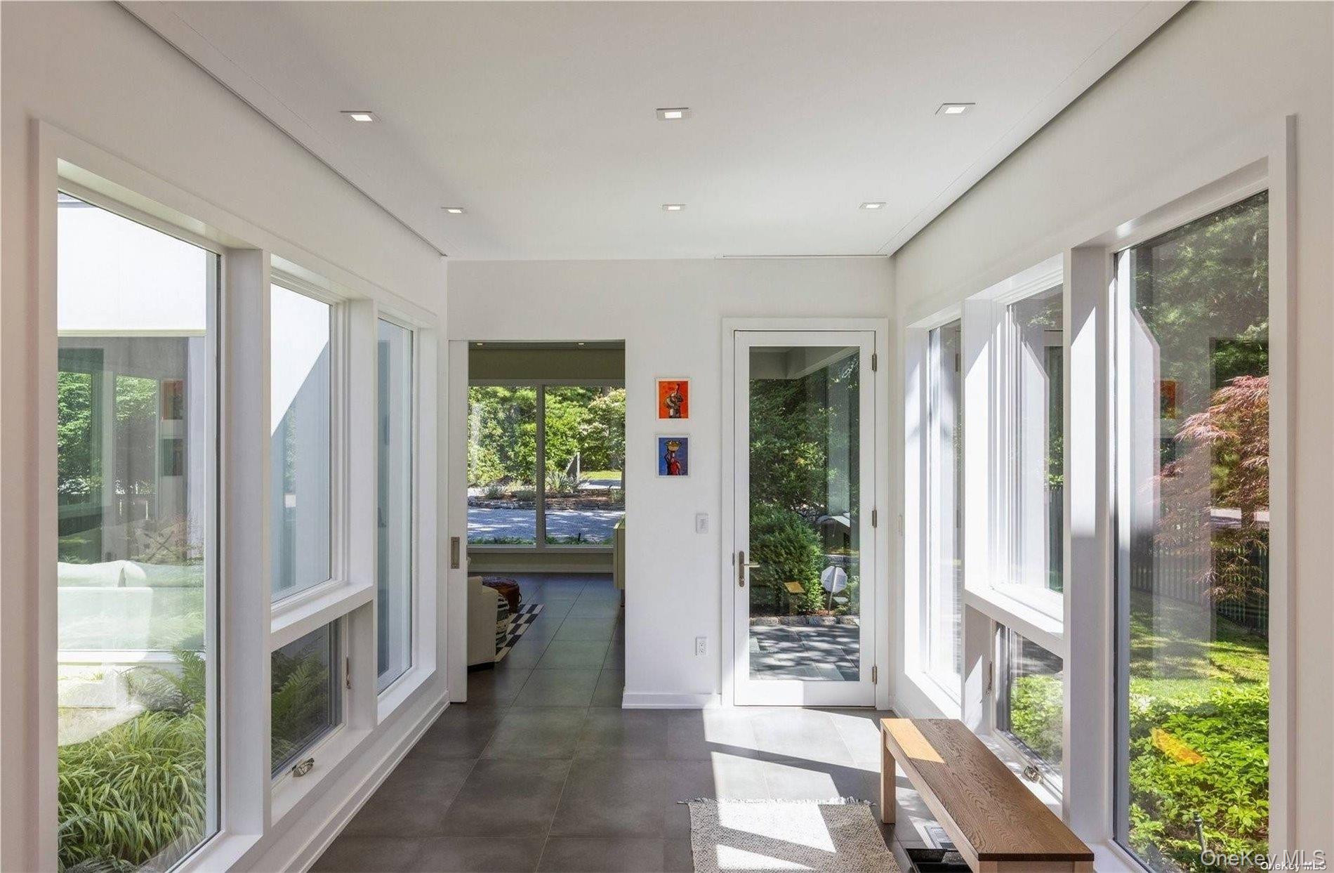 #5 photo, 19 Woodland Way, Quogue , NY 11959