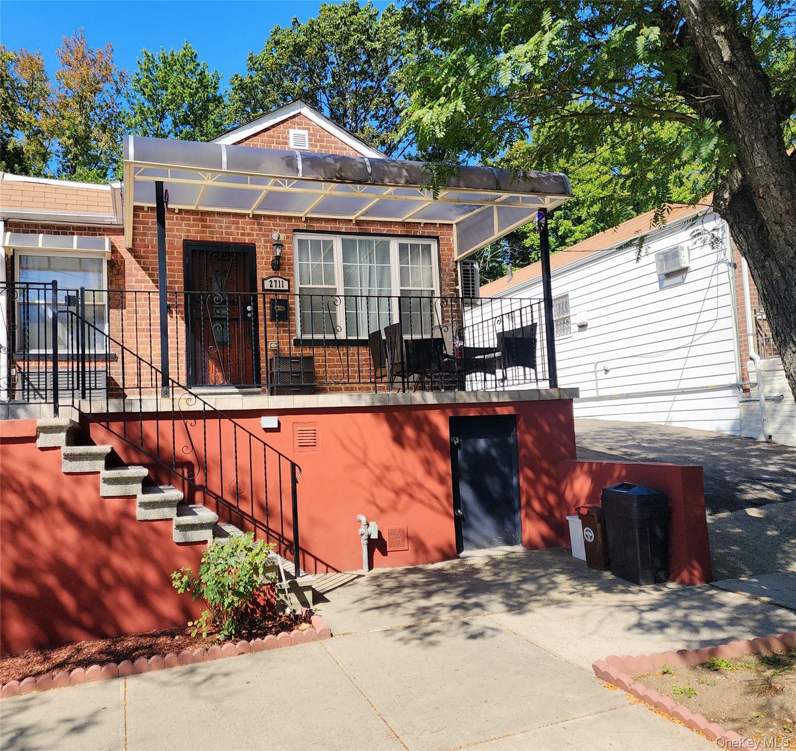#1 photo, 2711 Dewitt Place, Bronx , NY 10469