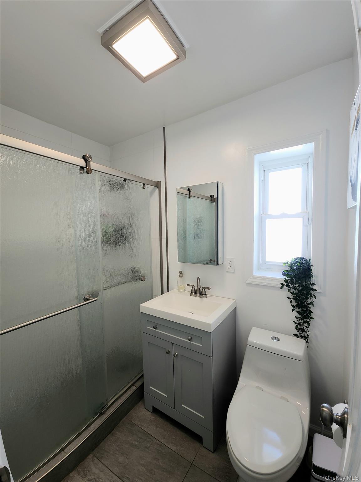 #10 photo, 2711 Dewitt Place, Bronx , NY 10469