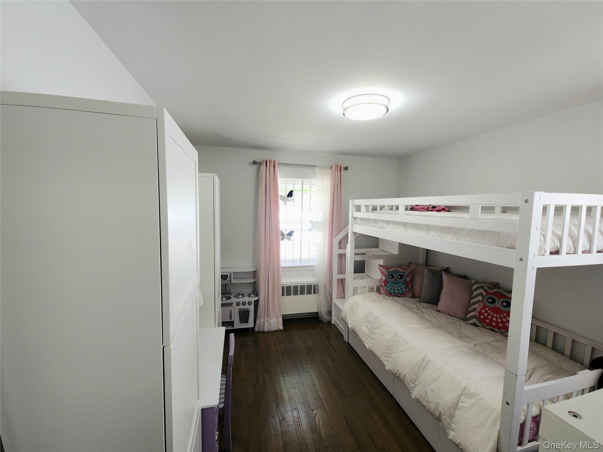 #13 photo, 2711 Dewitt Place, Bronx , NY 10469