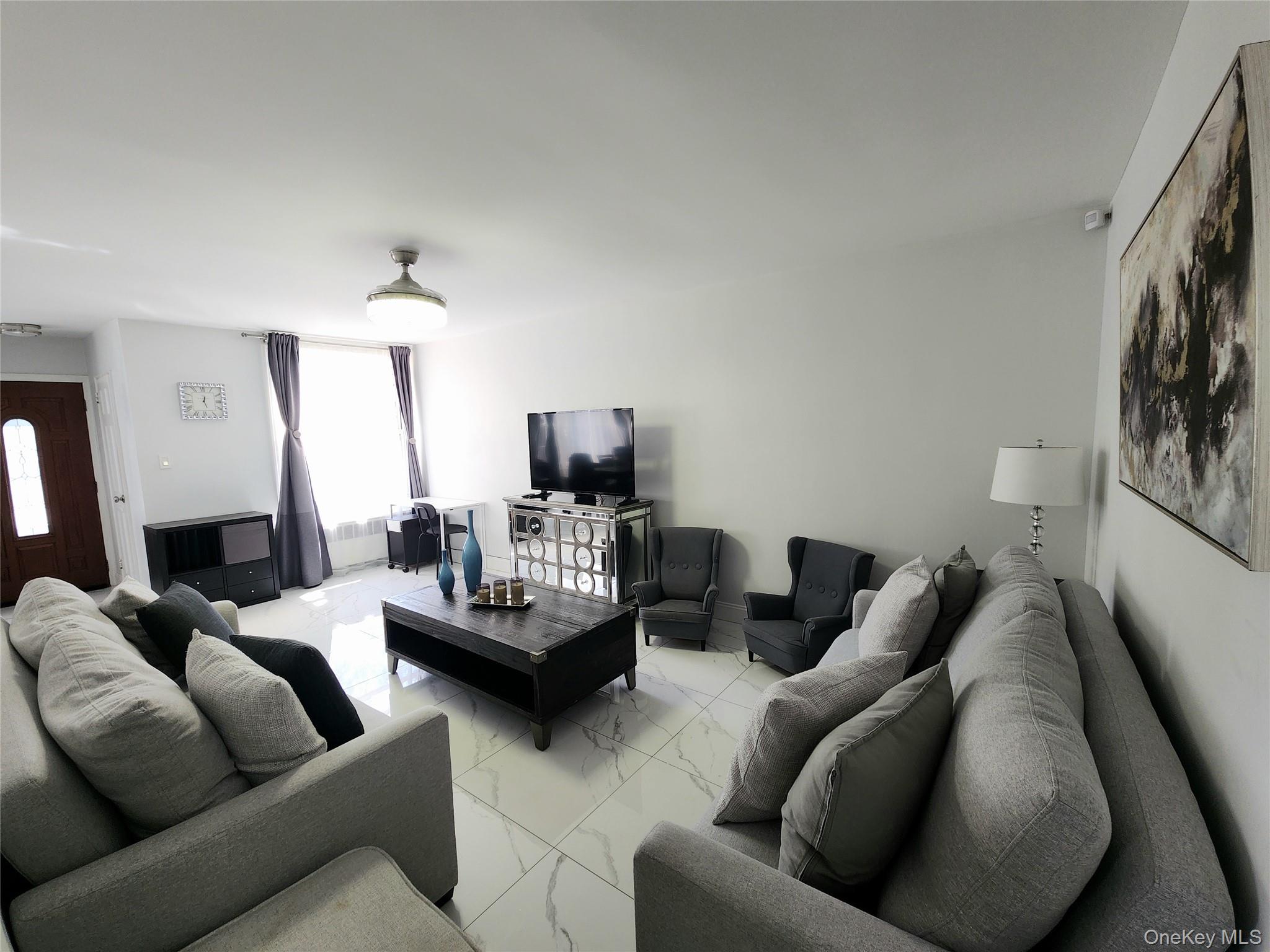 #4 photo, 2711 Dewitt Place, Bronx , NY 10469