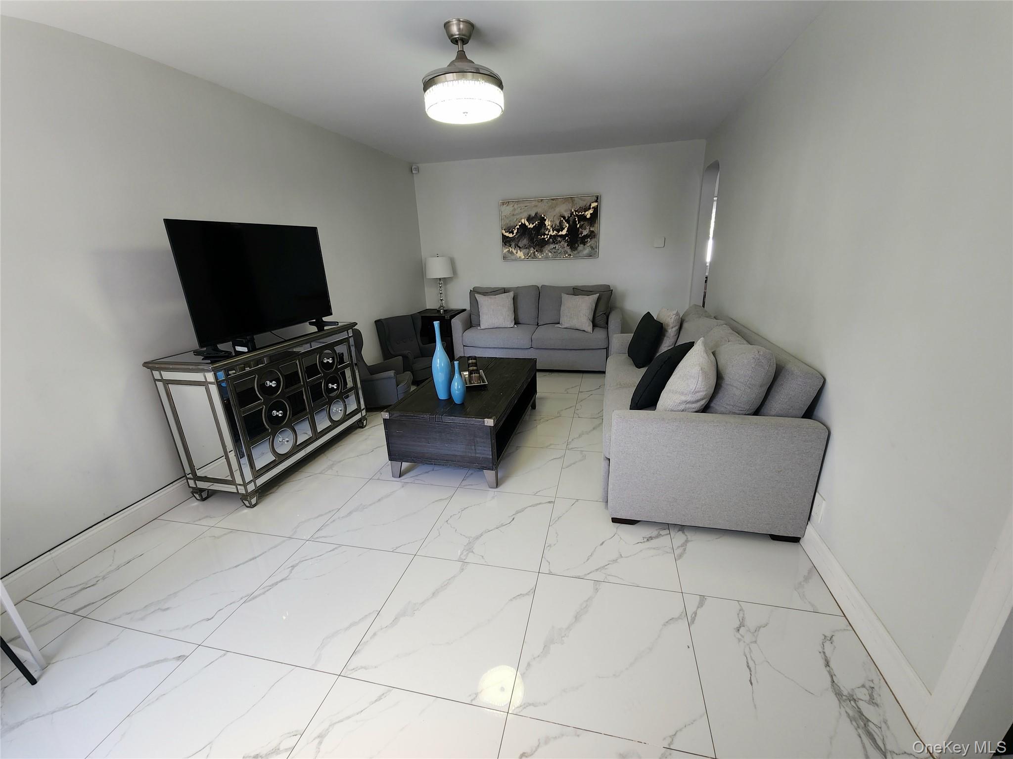 #5 photo, 2711 Dewitt Place, Bronx , NY 10469