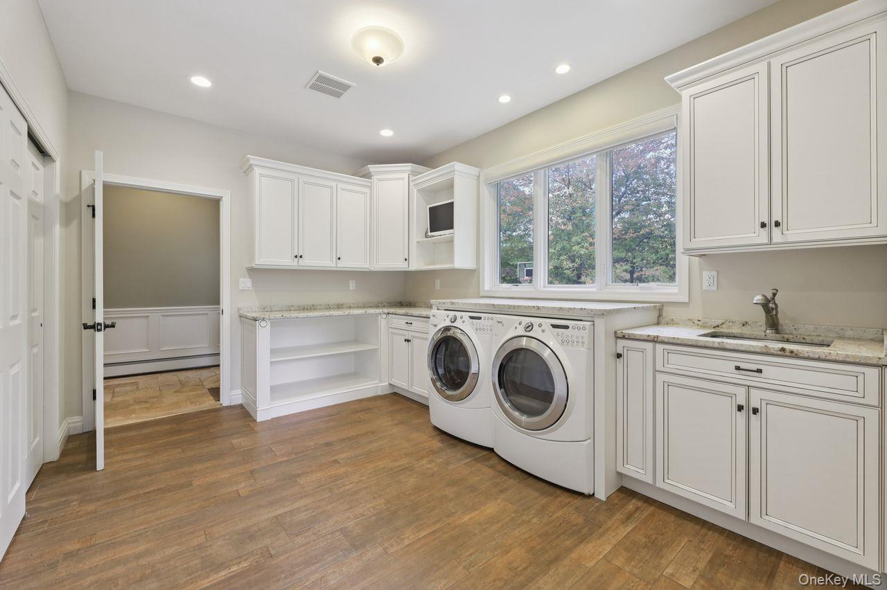 #14 photo, 39 Oxford Drive, Montebello , NY 10901