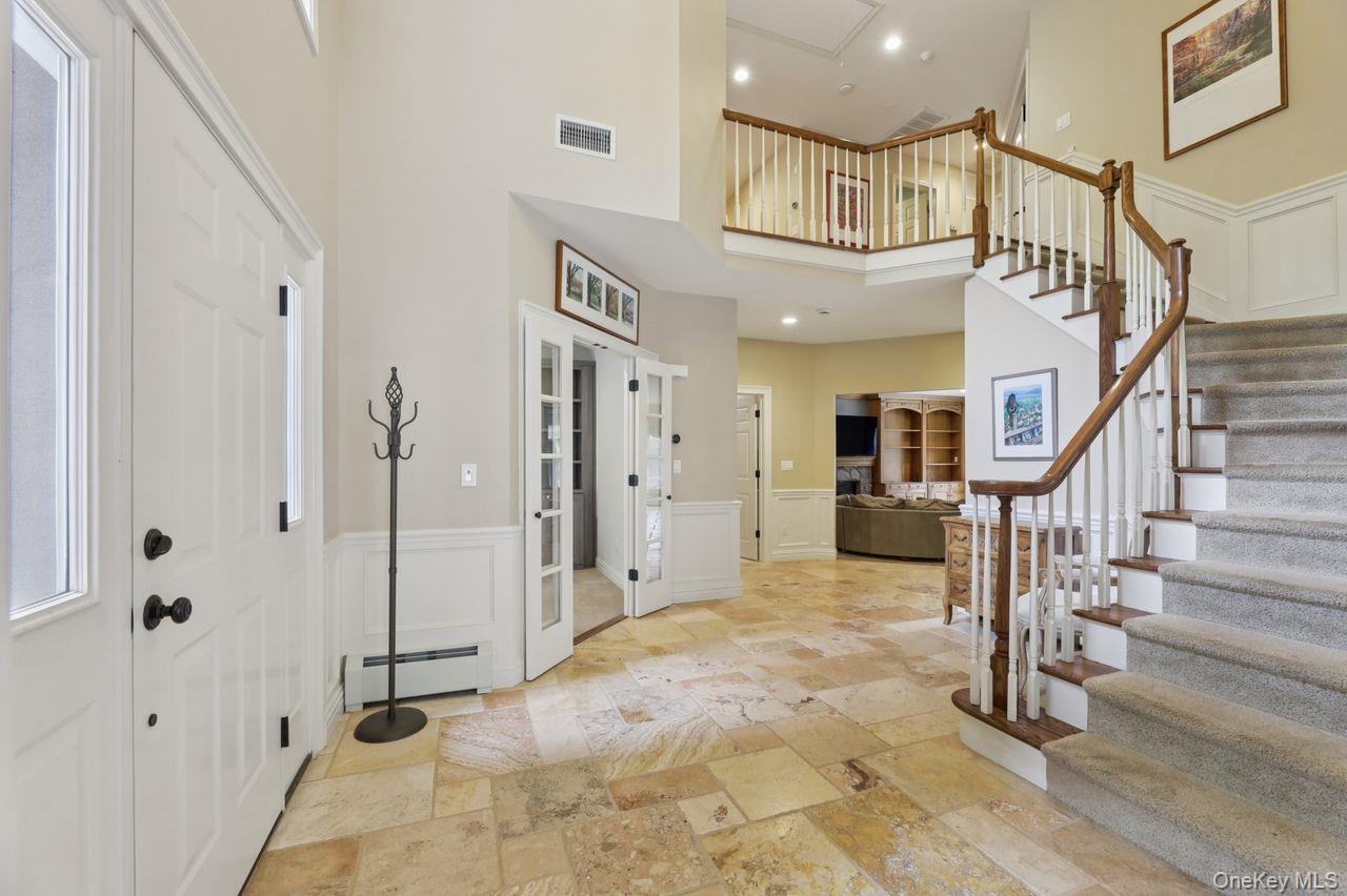 #3 photo, 39 Oxford Drive, Montebello , NY 10901