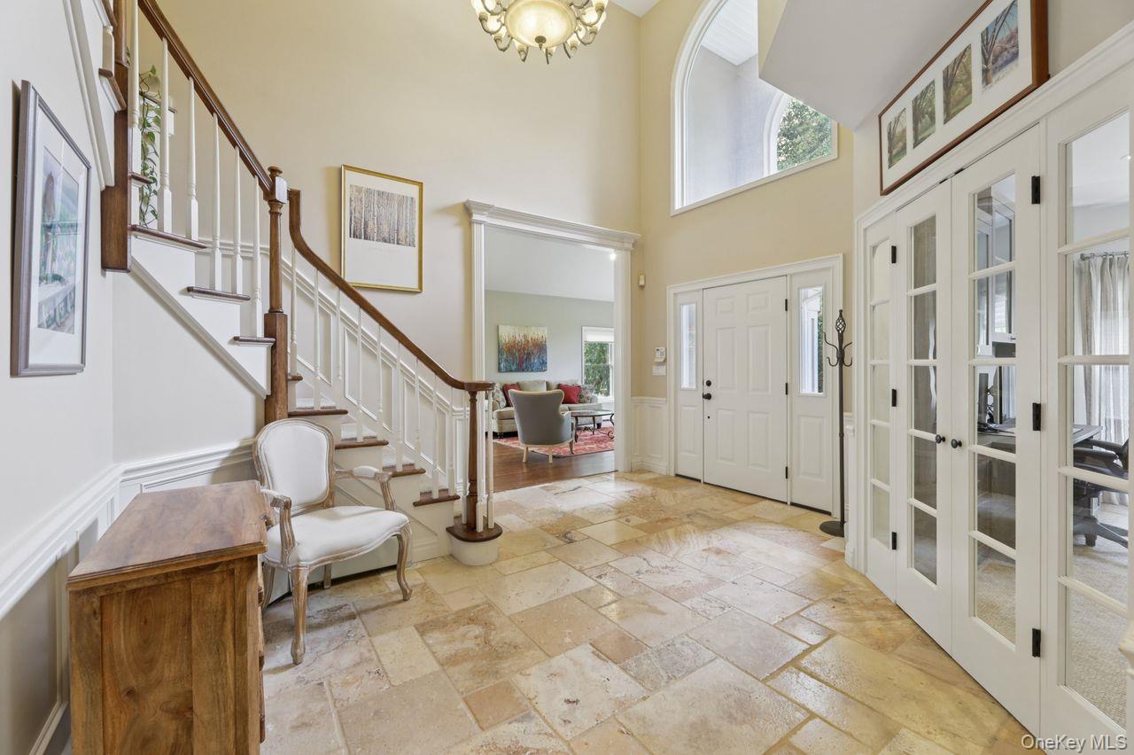 #4 photo, 39 Oxford Drive, Montebello , NY 10901